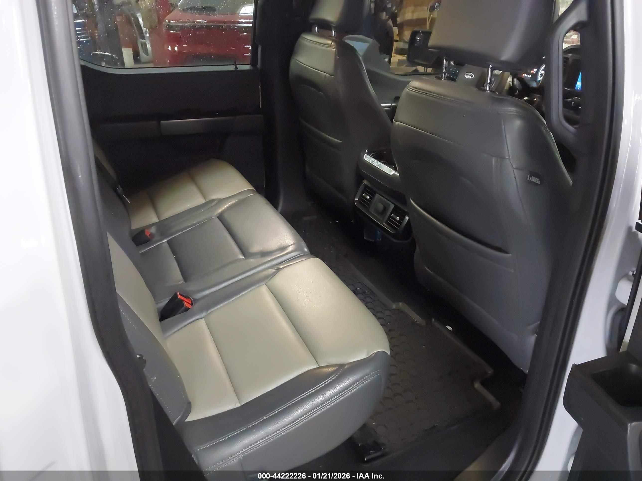FORD F-150 image 8