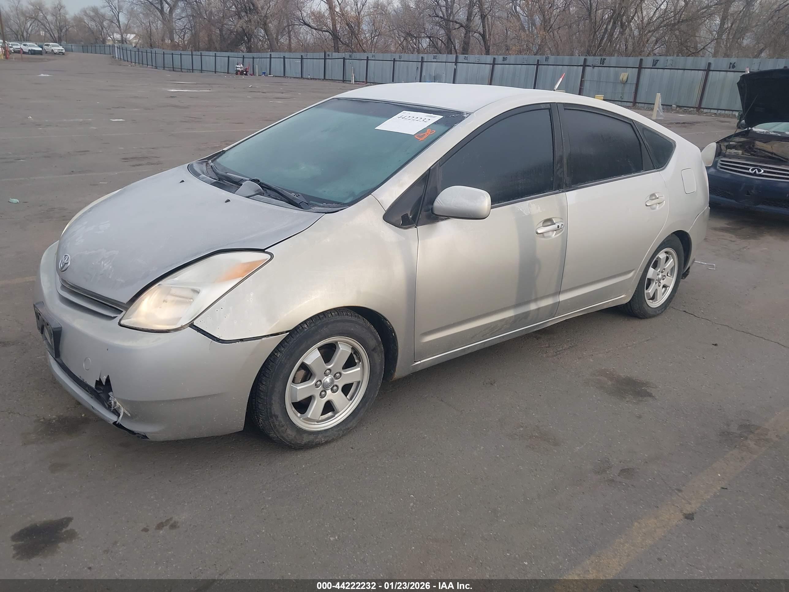 TOYOTA PRIUS image 2