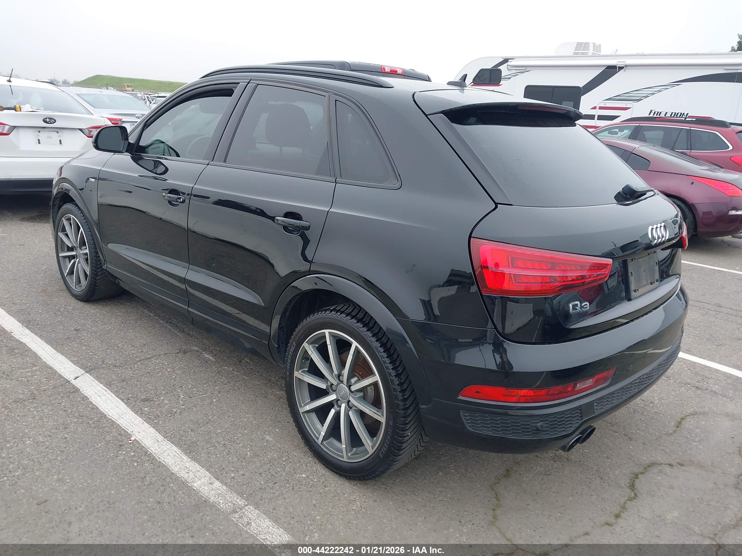 AUDI Q3 image 3