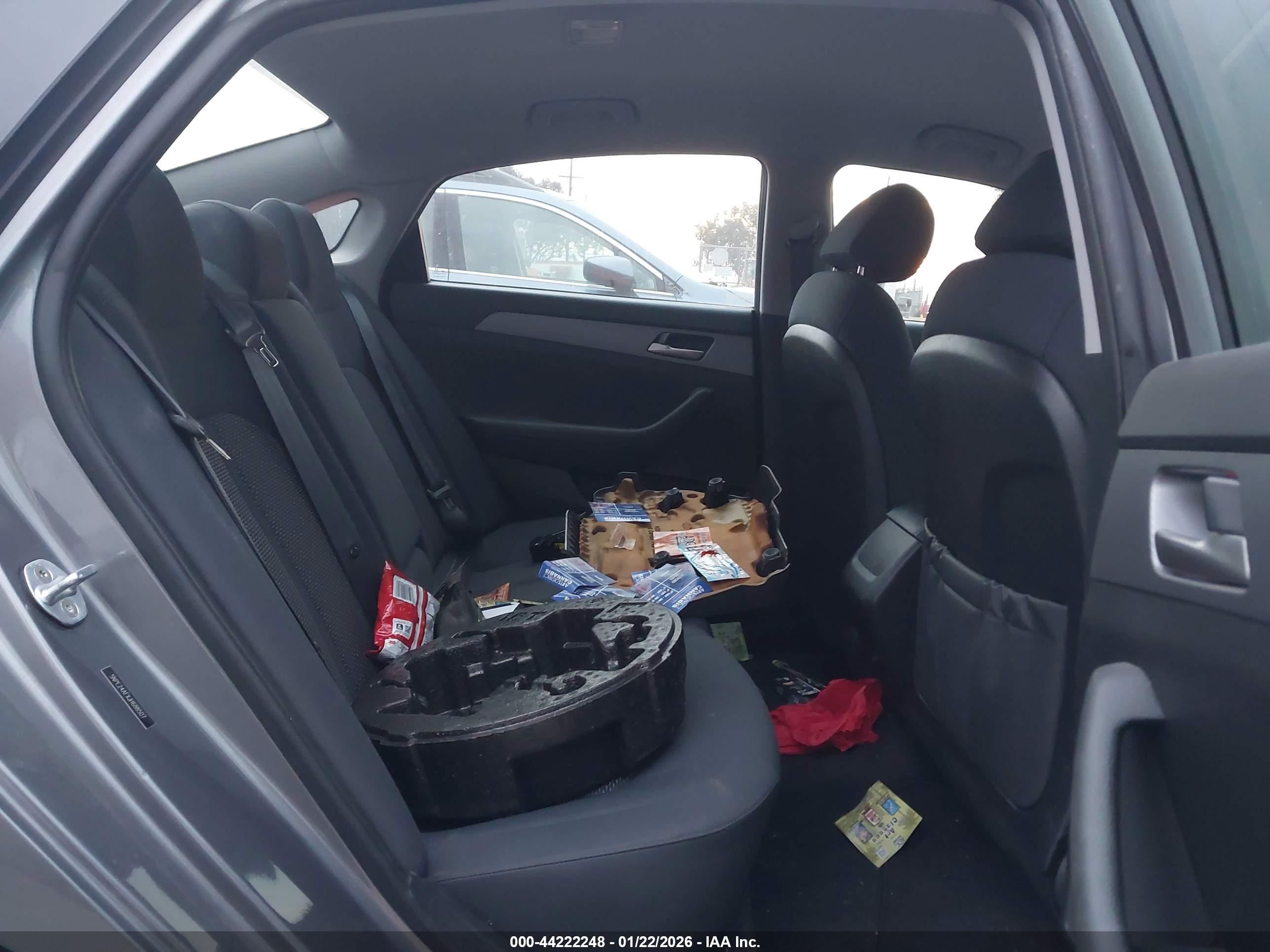 HYUNDAI SONATA image 8