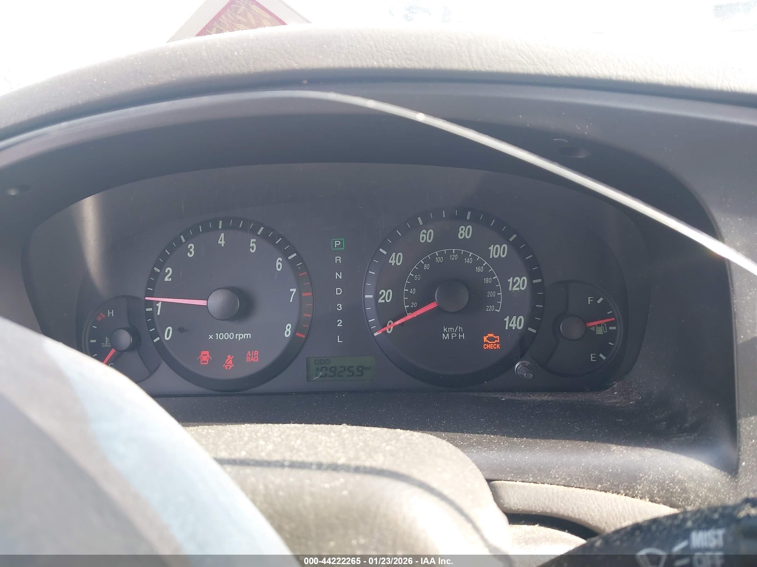 HYUNDAI ELANTRA image 7