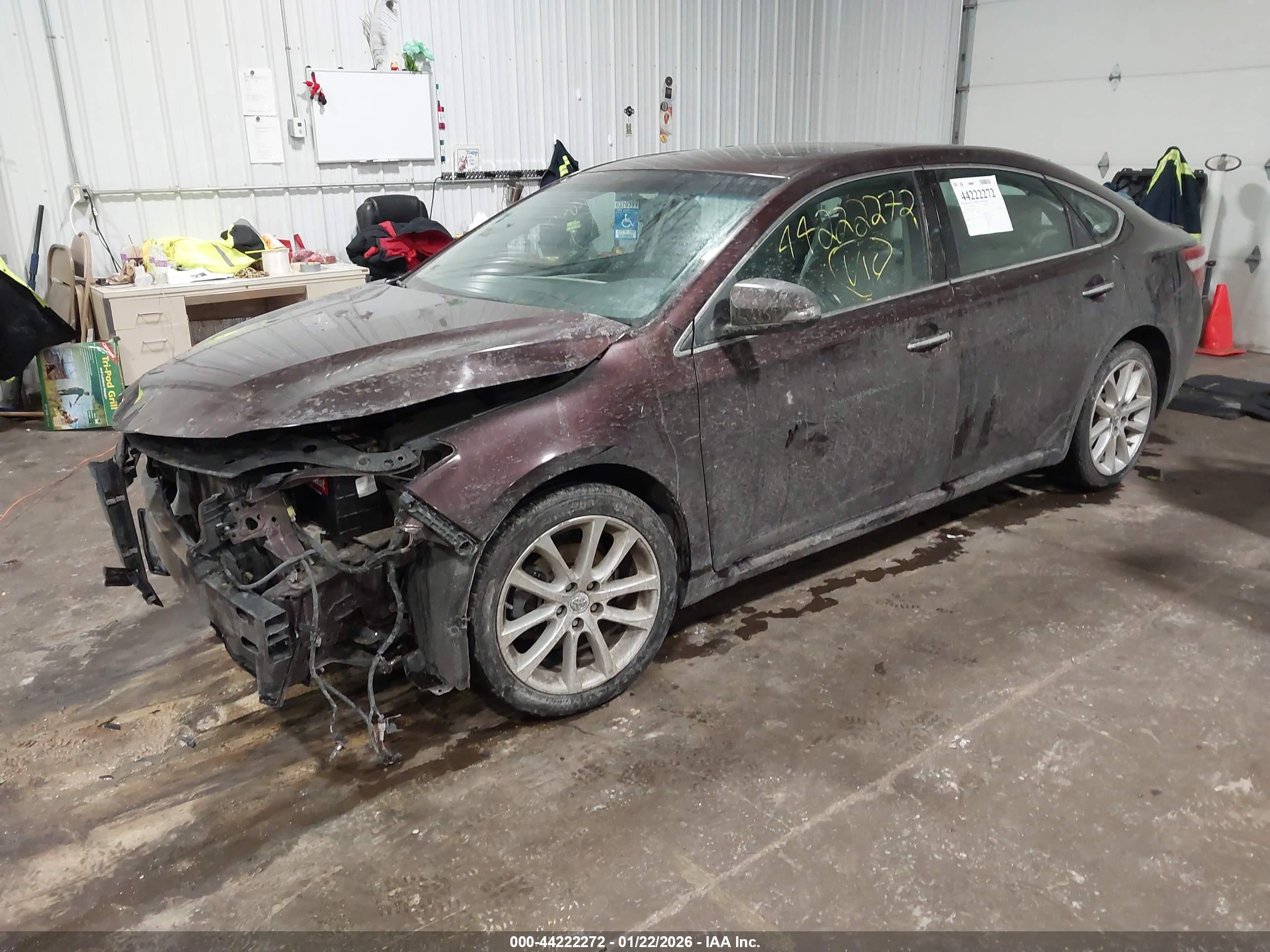 TOYOTA AVALON image 2