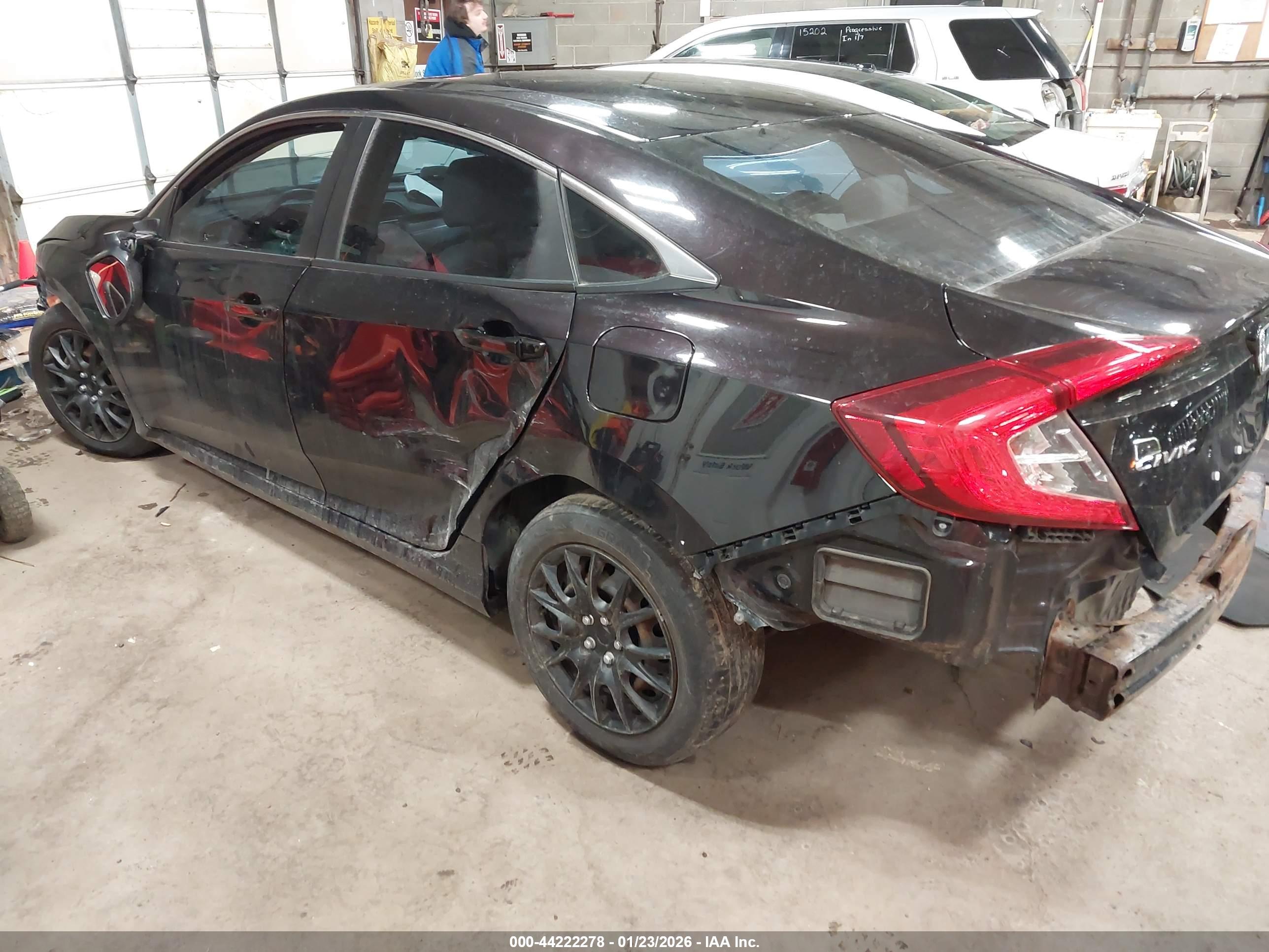 HONDA CIVIC image 3