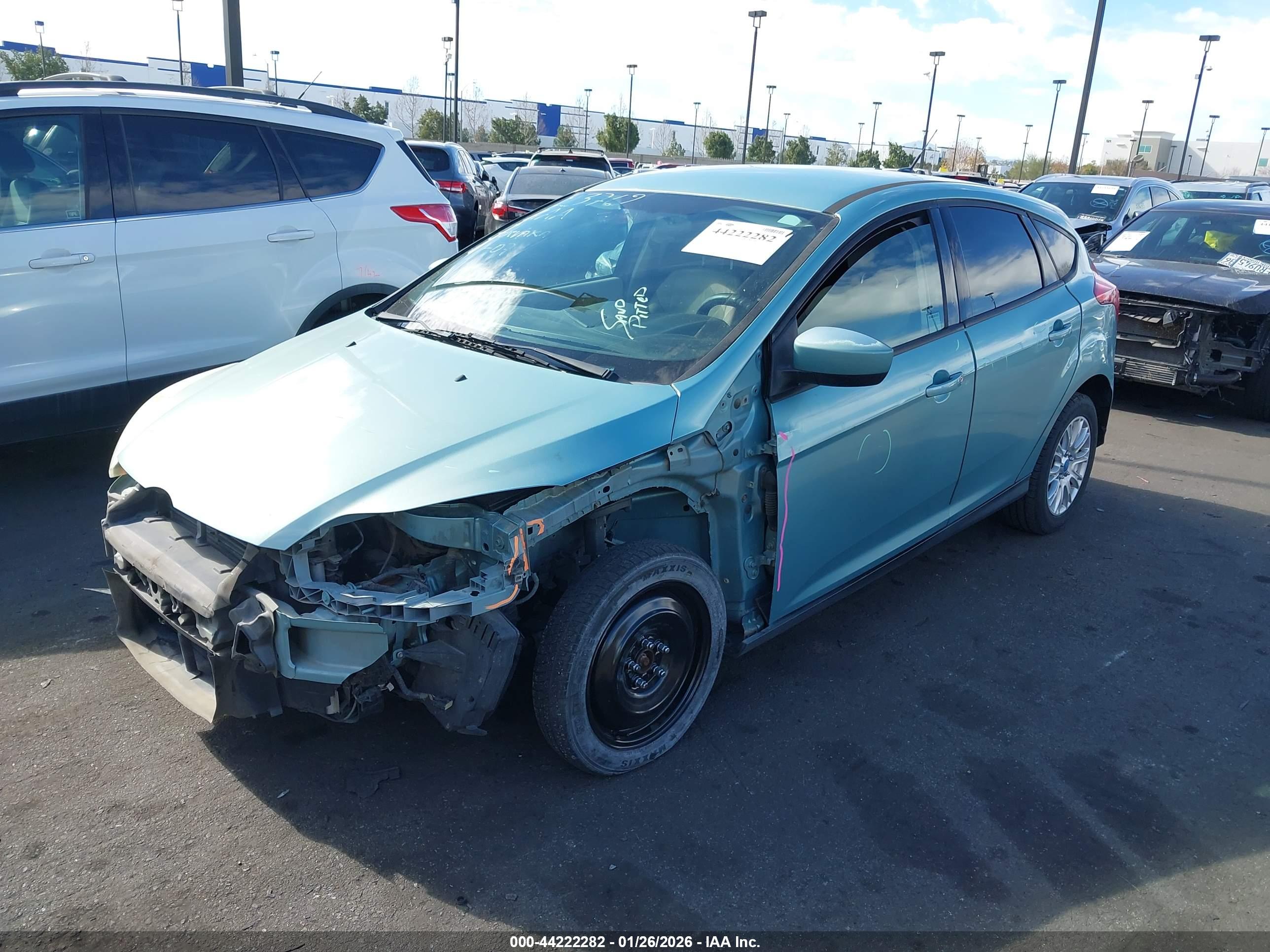 FORD FOCUS image 2