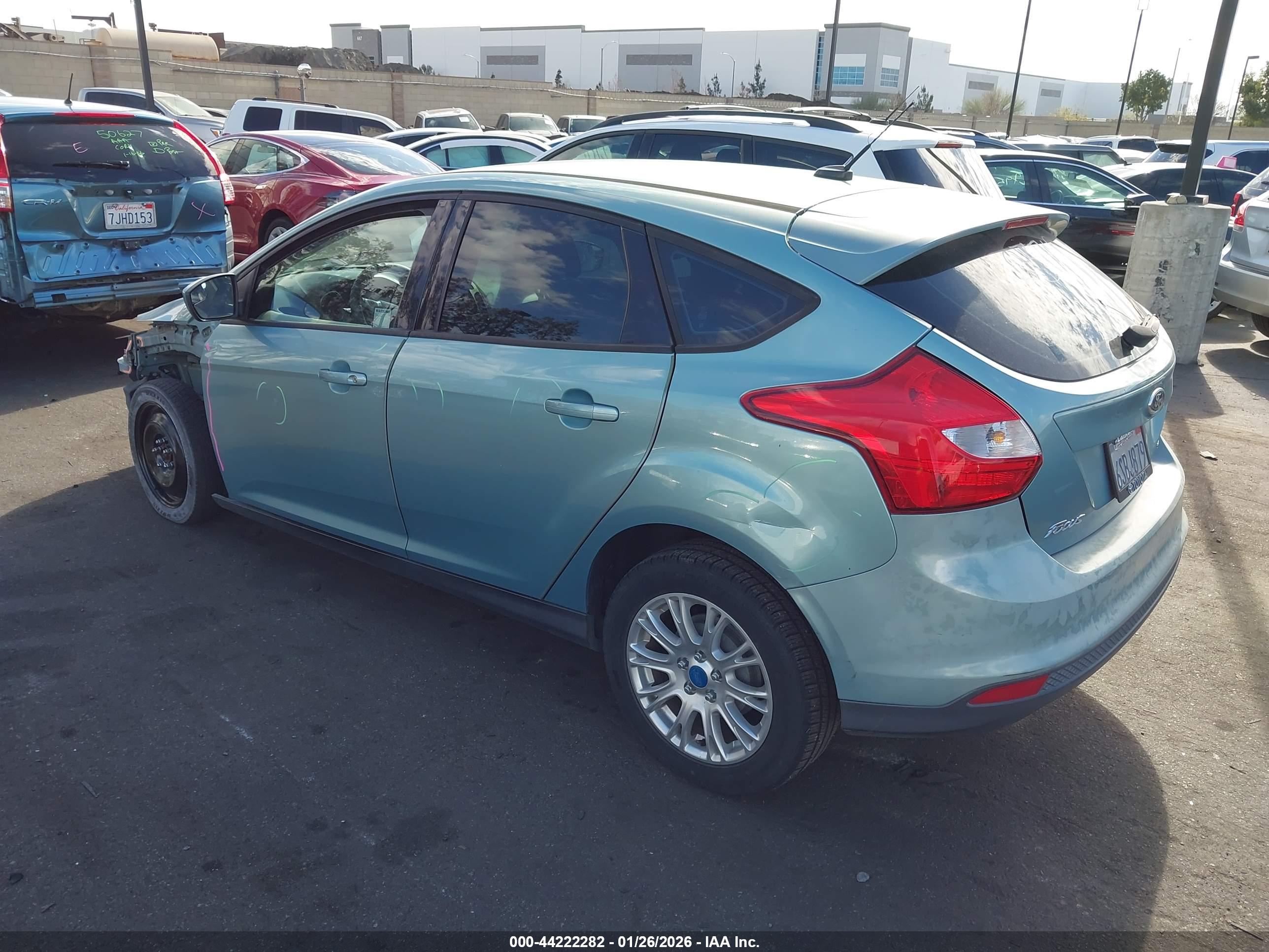FORD FOCUS image 3