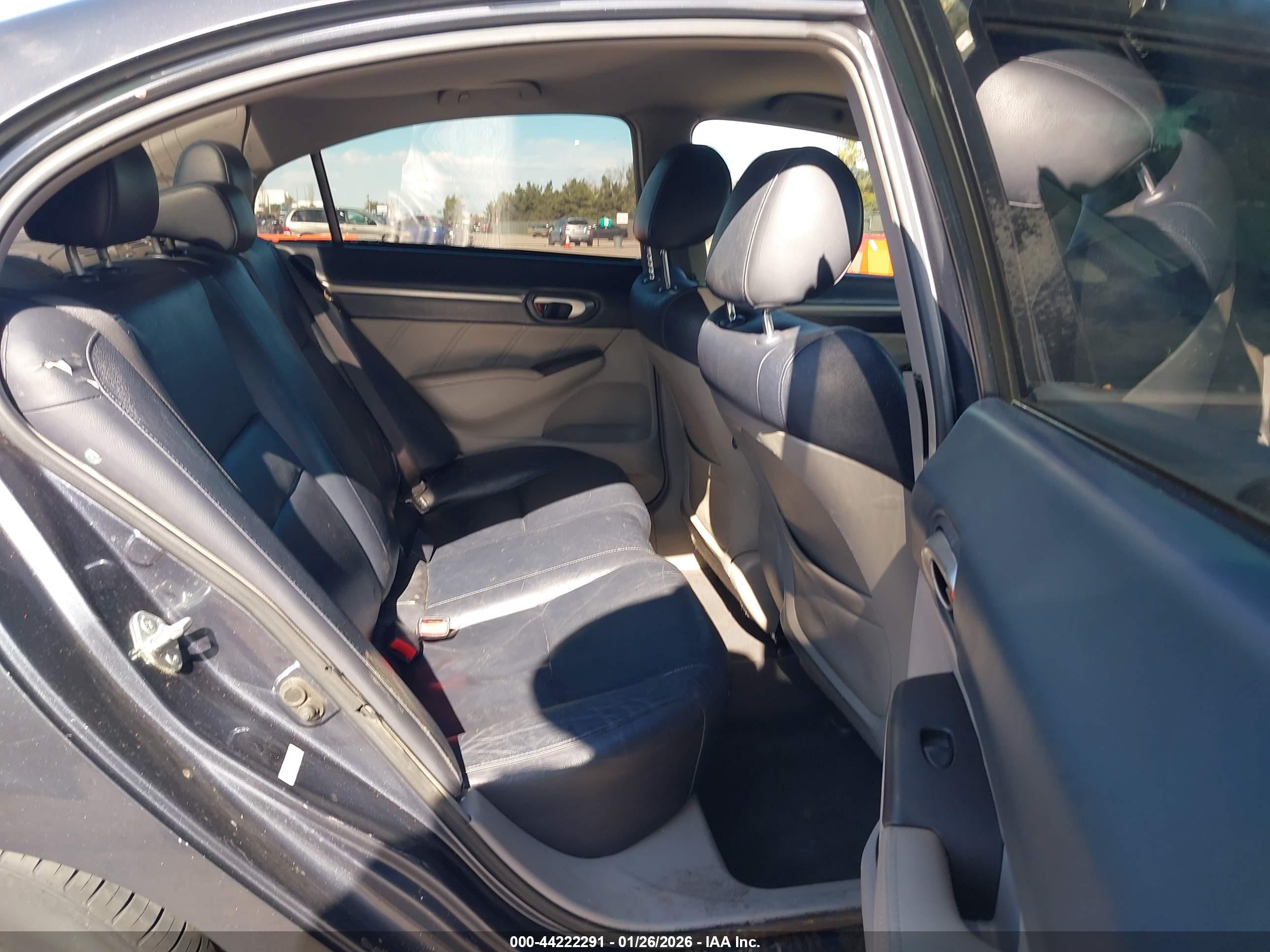 HONDA CIVIC image 8