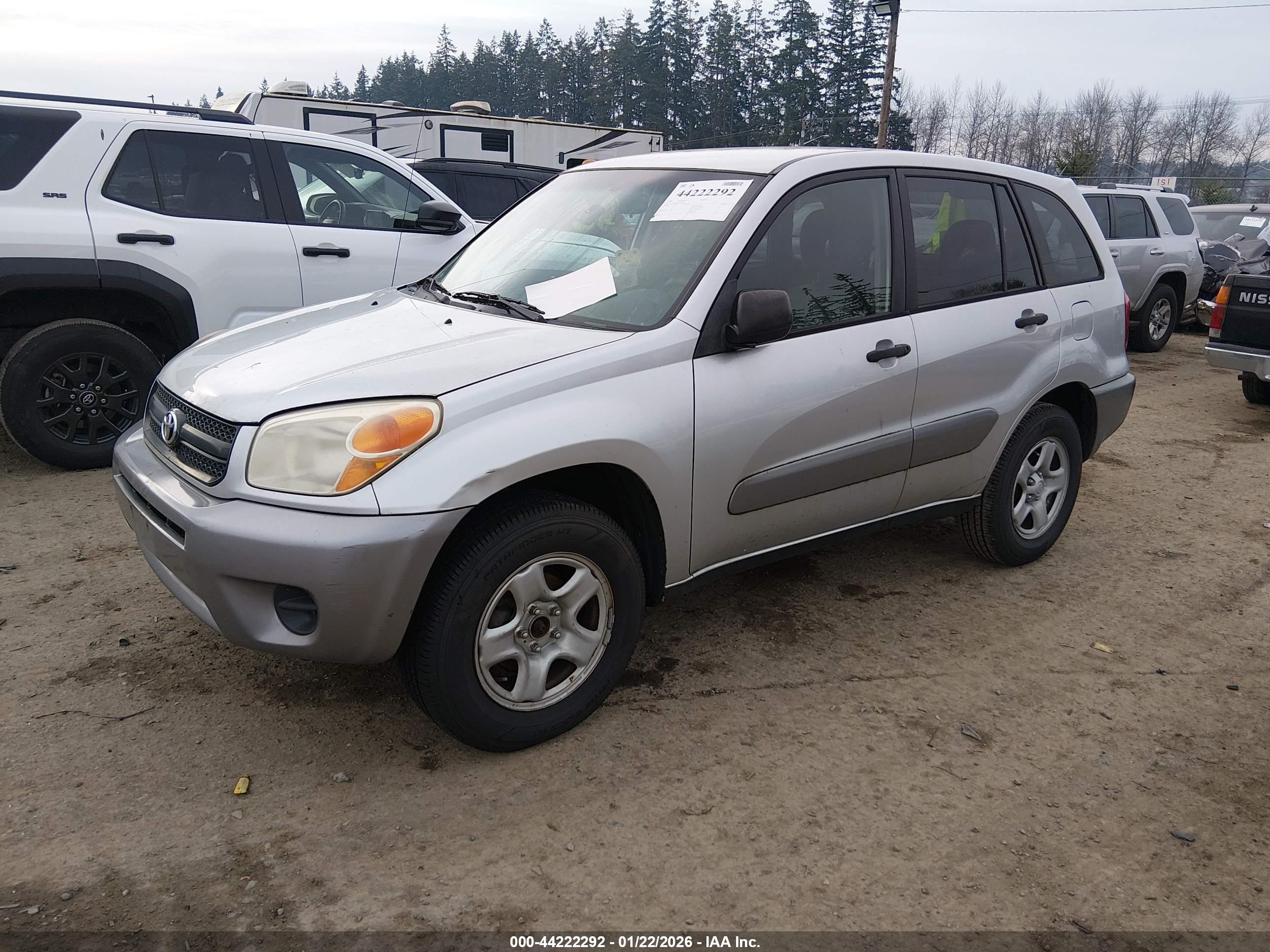 TOYOTA RAV4 image 2