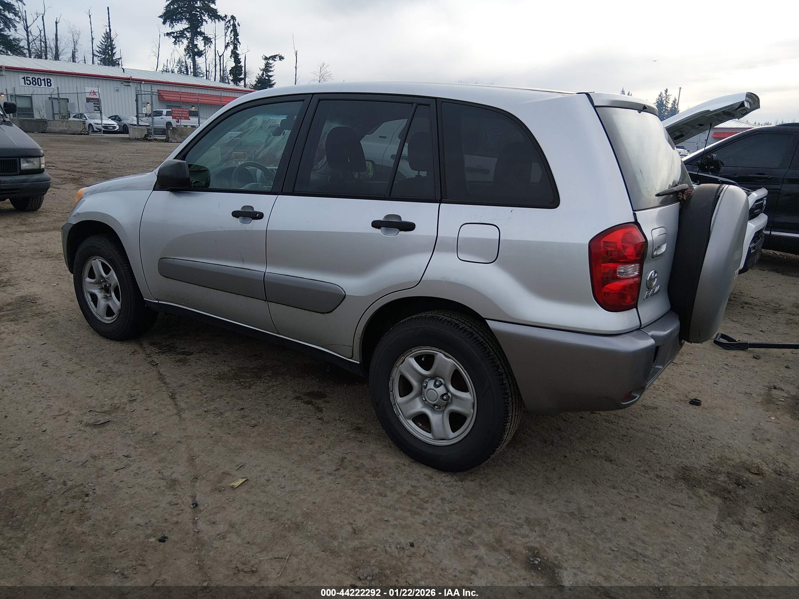 TOYOTA RAV4 image 3