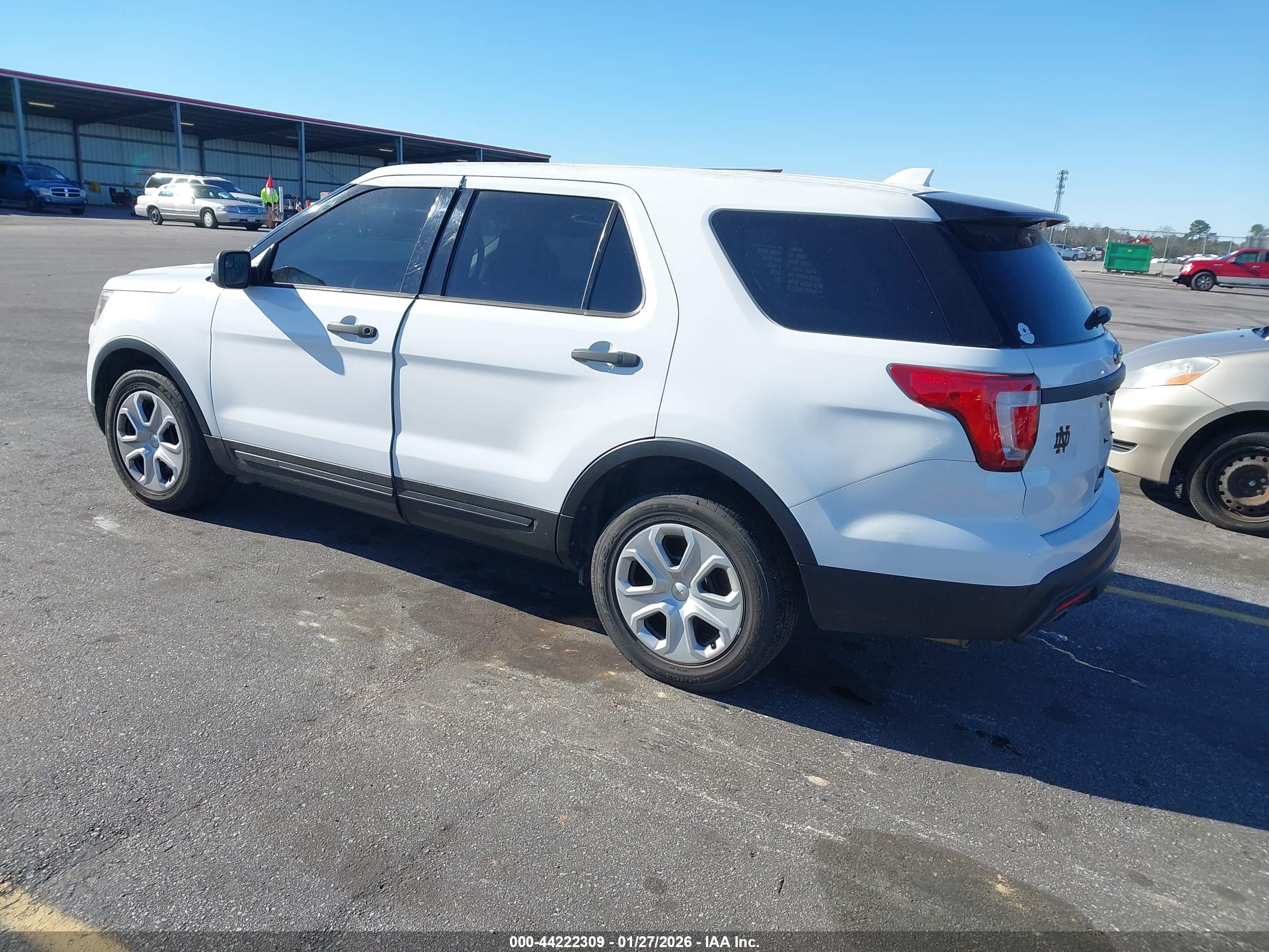 FORD UTILITY image 3