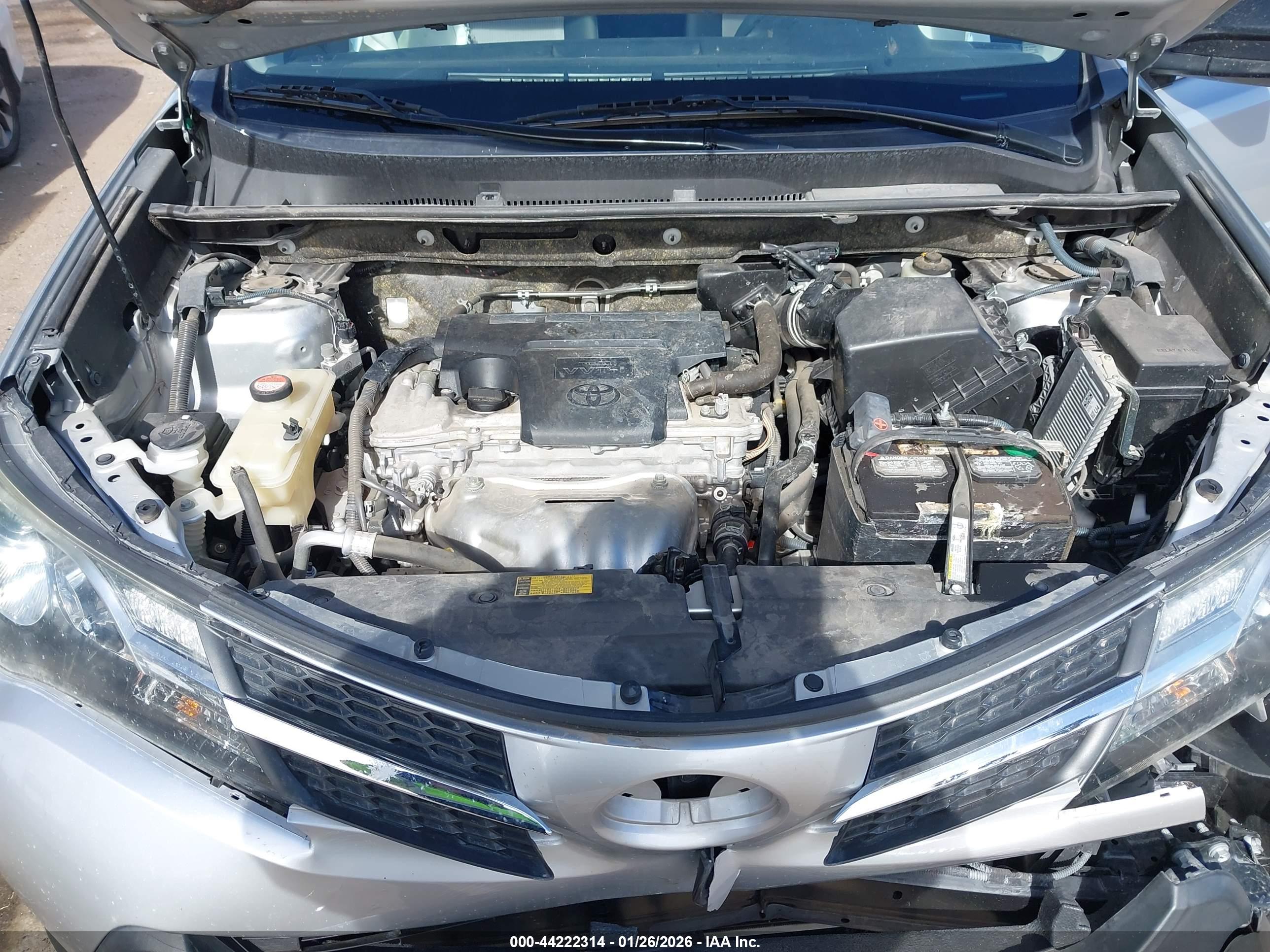 TOYOTA RAV4 image 10