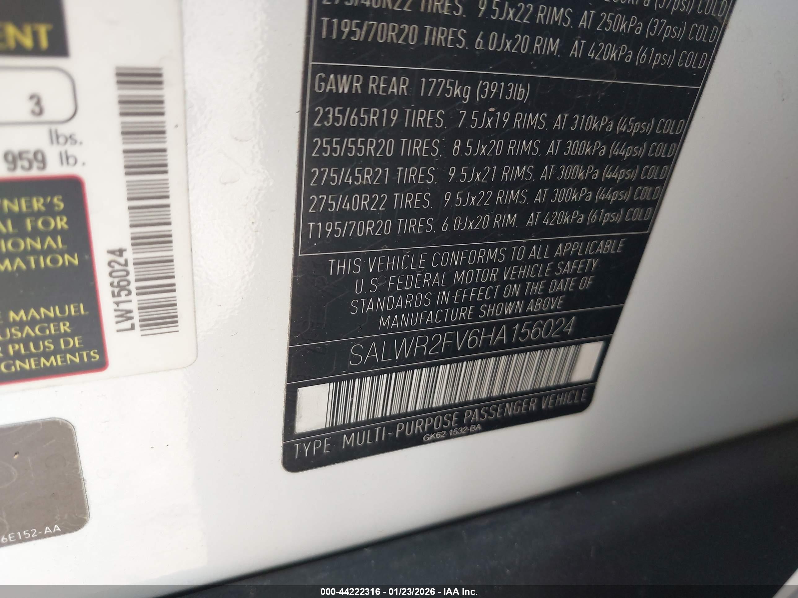 LAND ROVER image 9