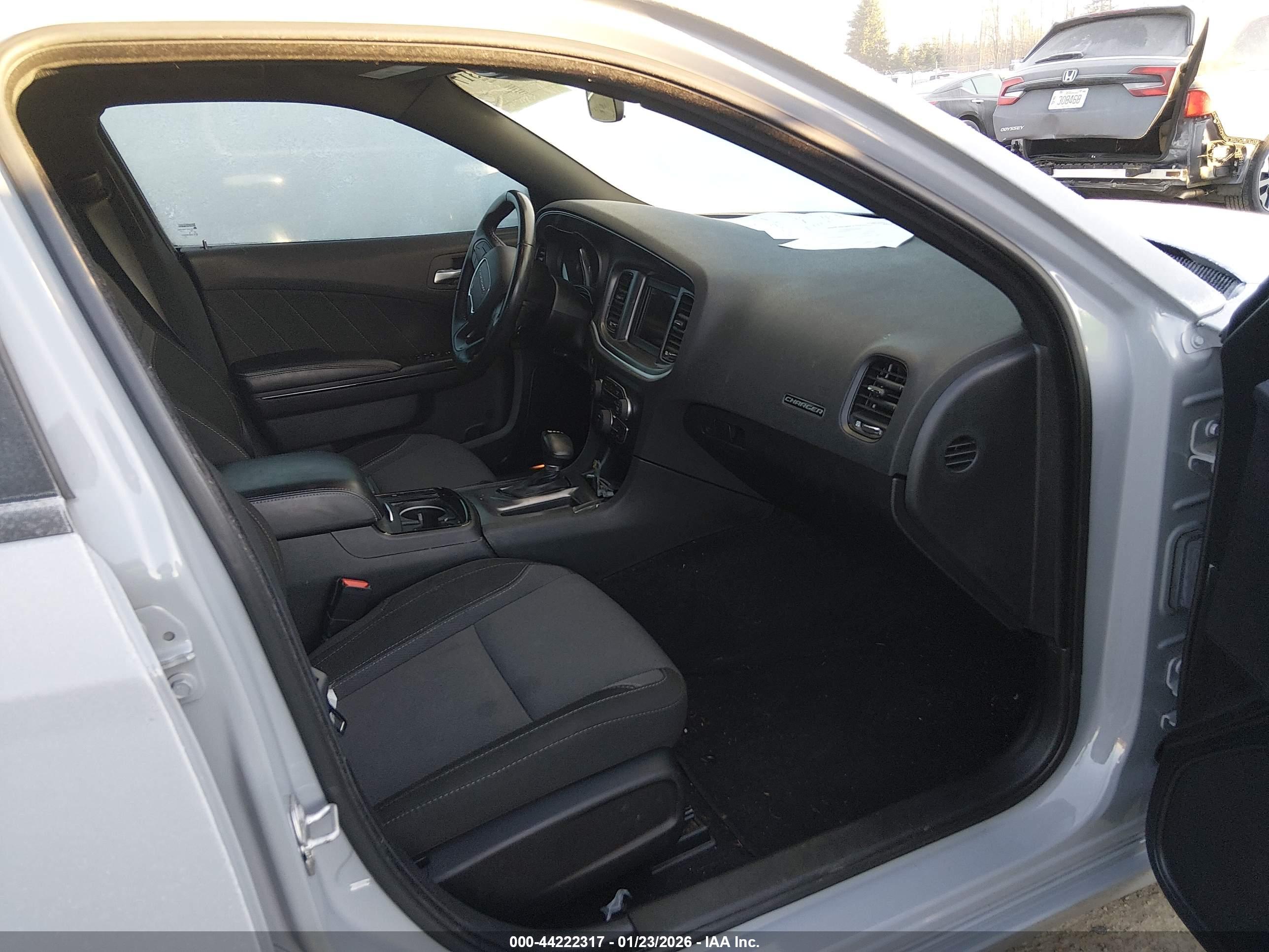 DODGE CHARGER image 5