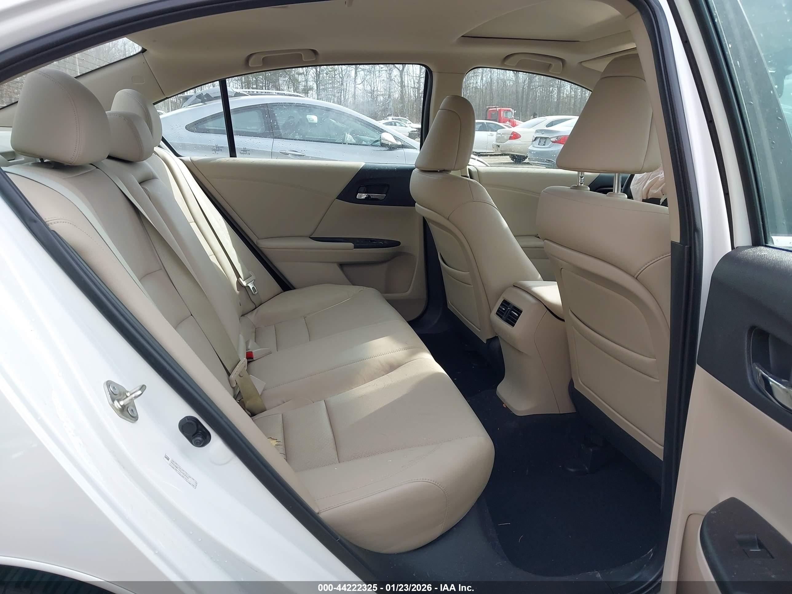HONDA ACCORD image 8