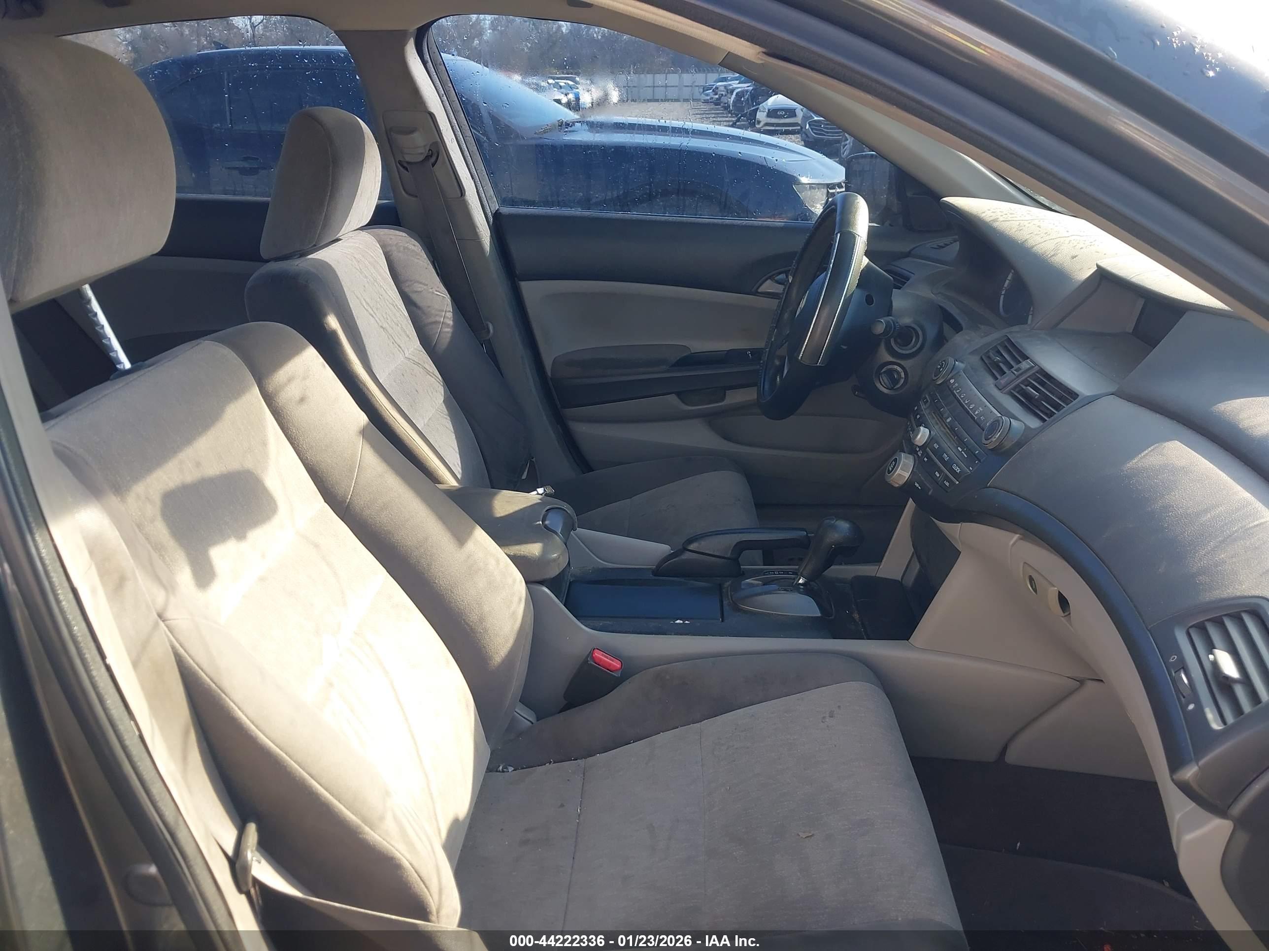 HONDA ACCORD image 5