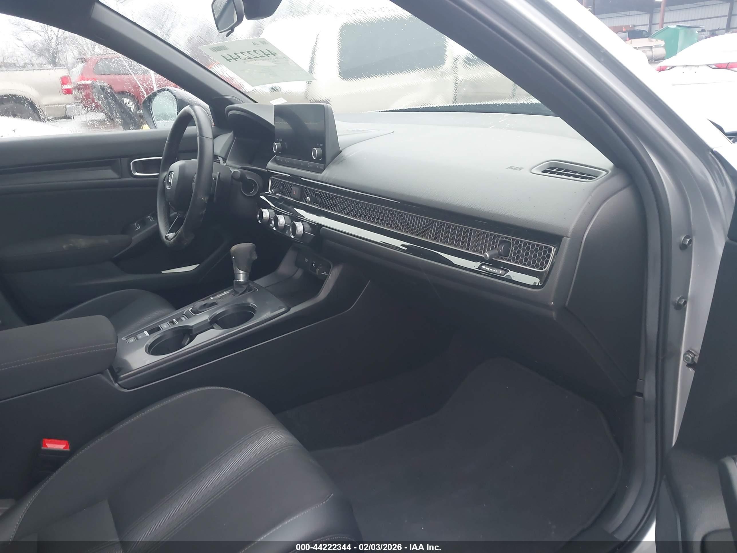 HONDA CIVIC image 5