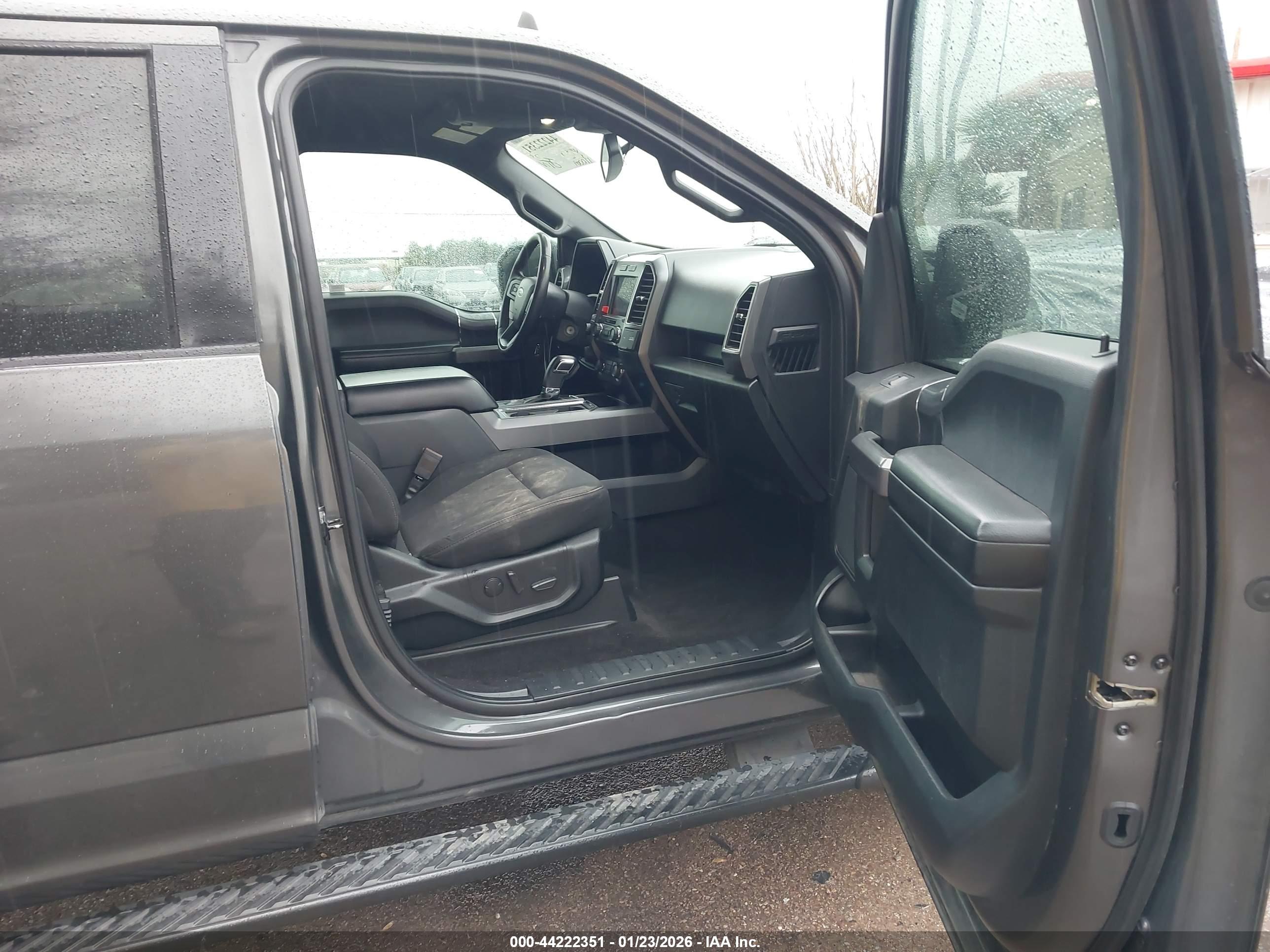 FORD F-150 image 5
