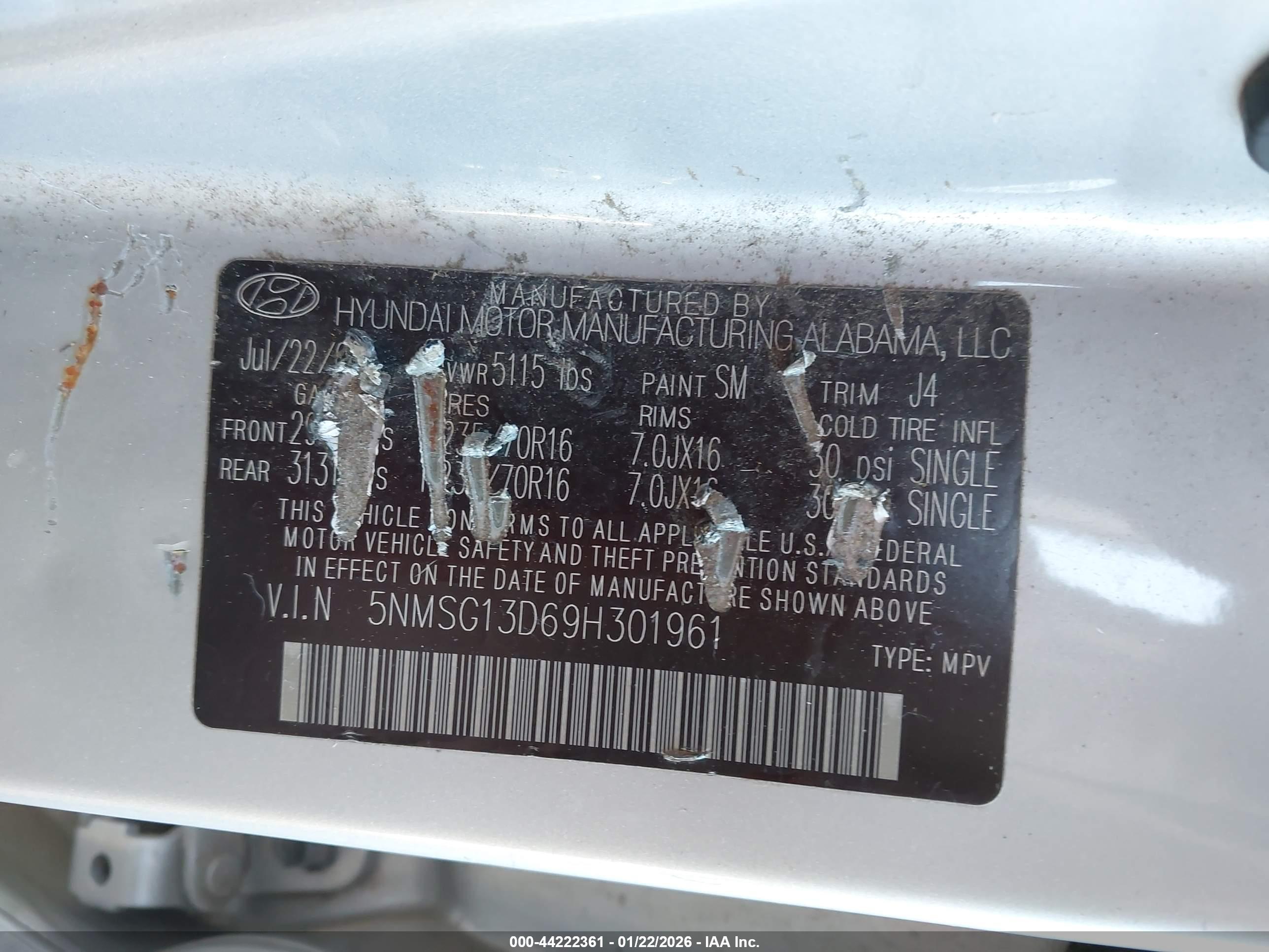 HYUNDAI SANTA image 9
