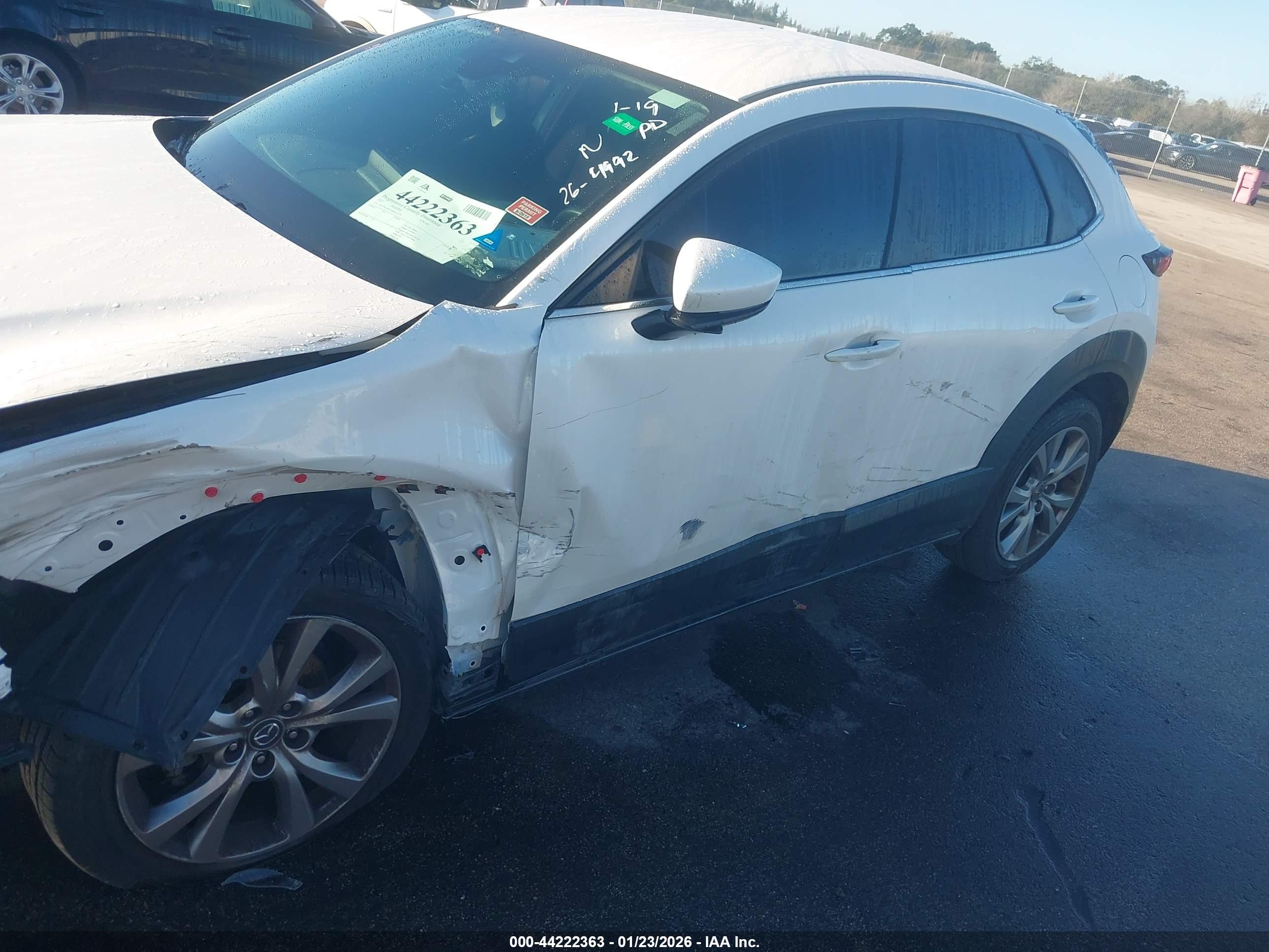 MAZDA CX-30 image 6