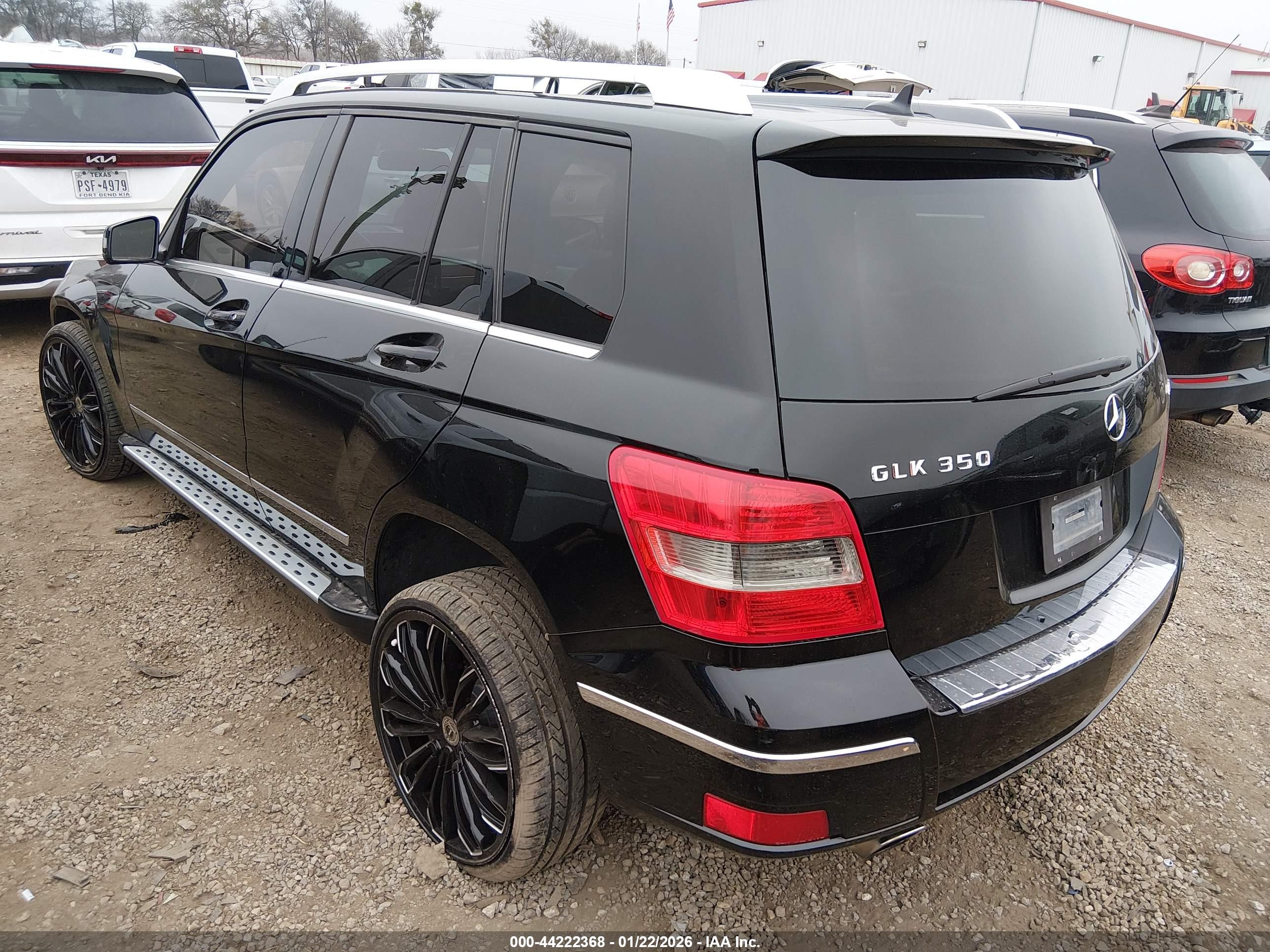 MERCEDES-BENZ GLK image 3