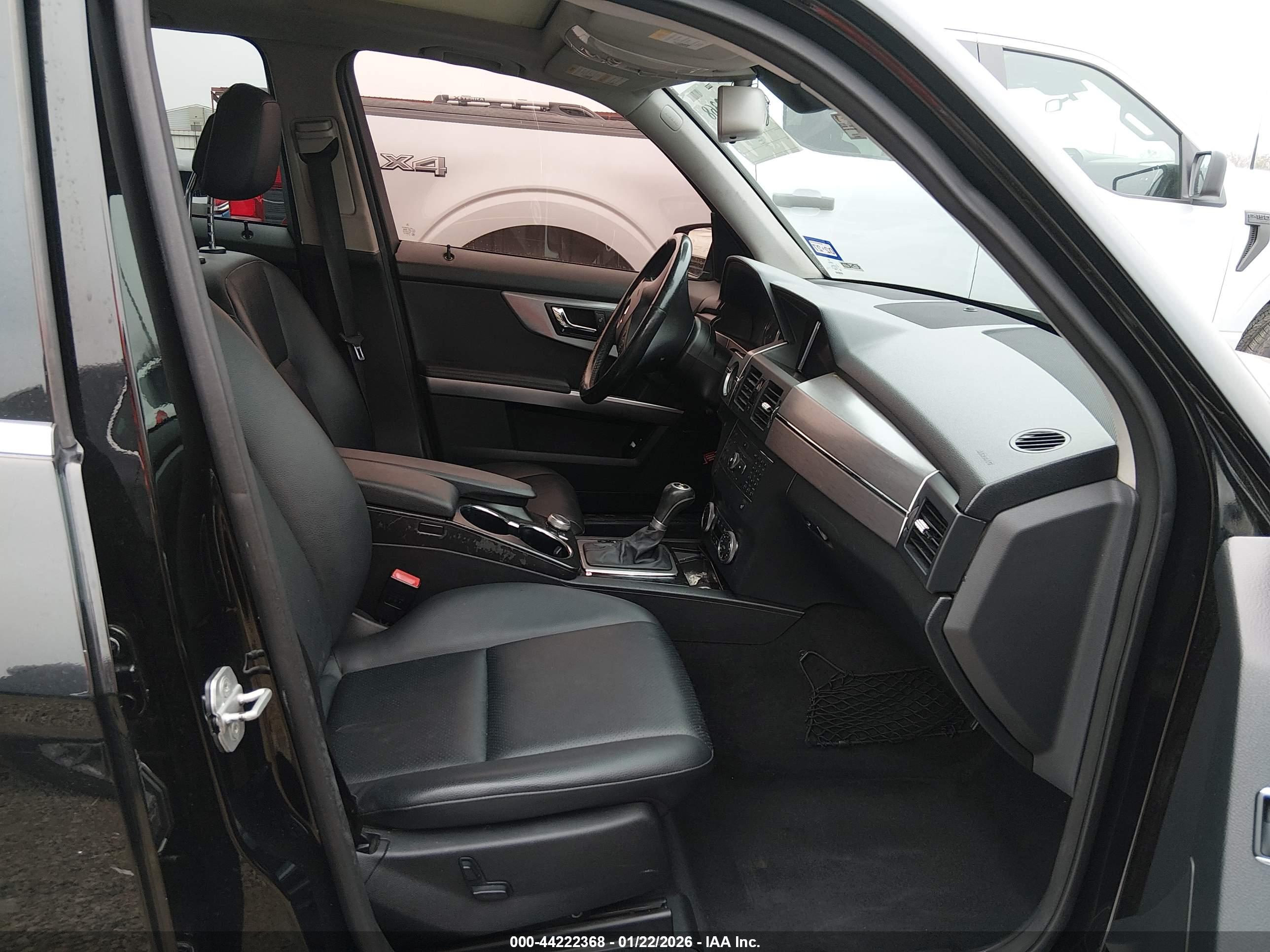 MERCEDES-BENZ GLK image 5
