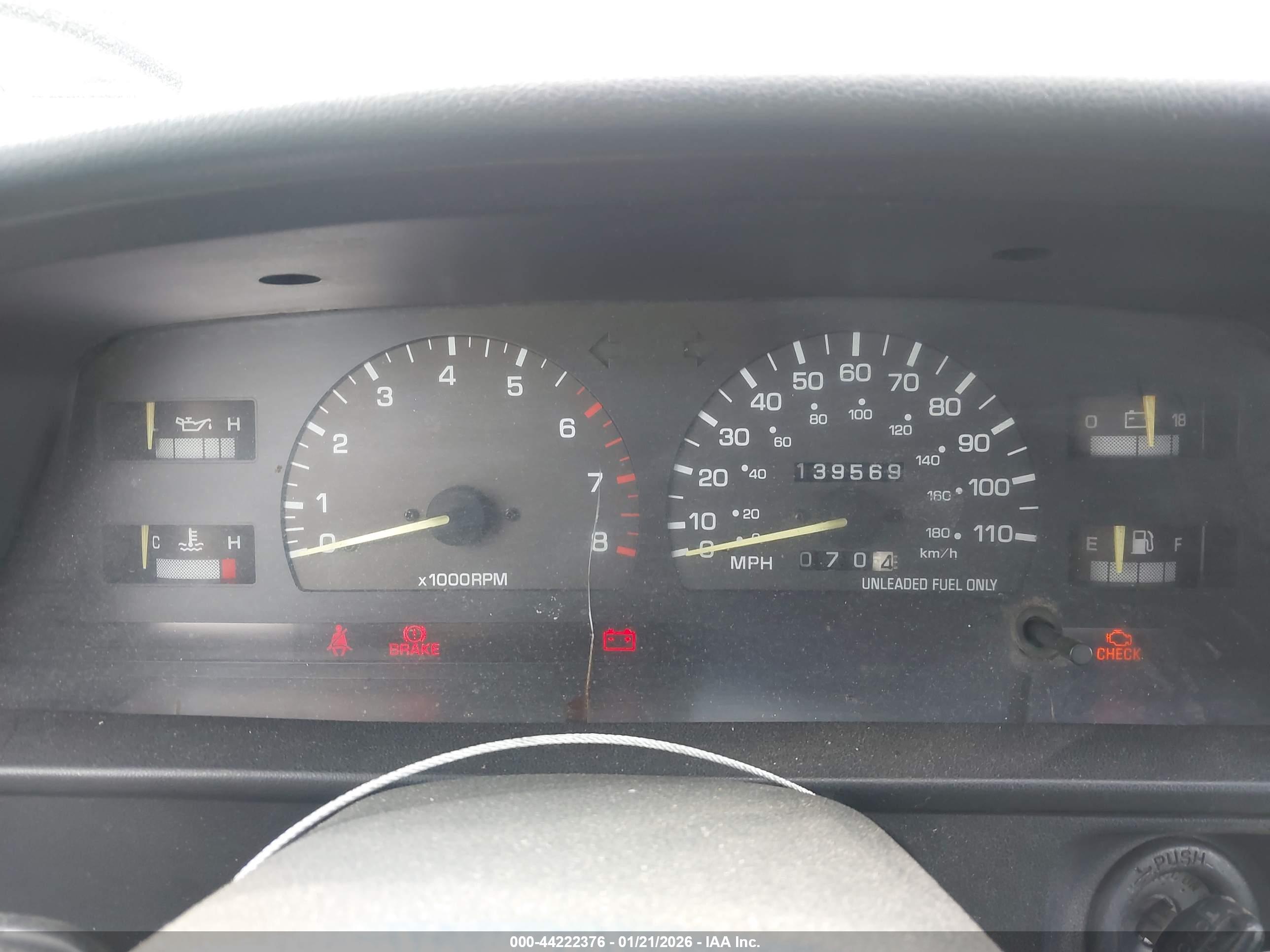 TOYOTA PICKUP image 7