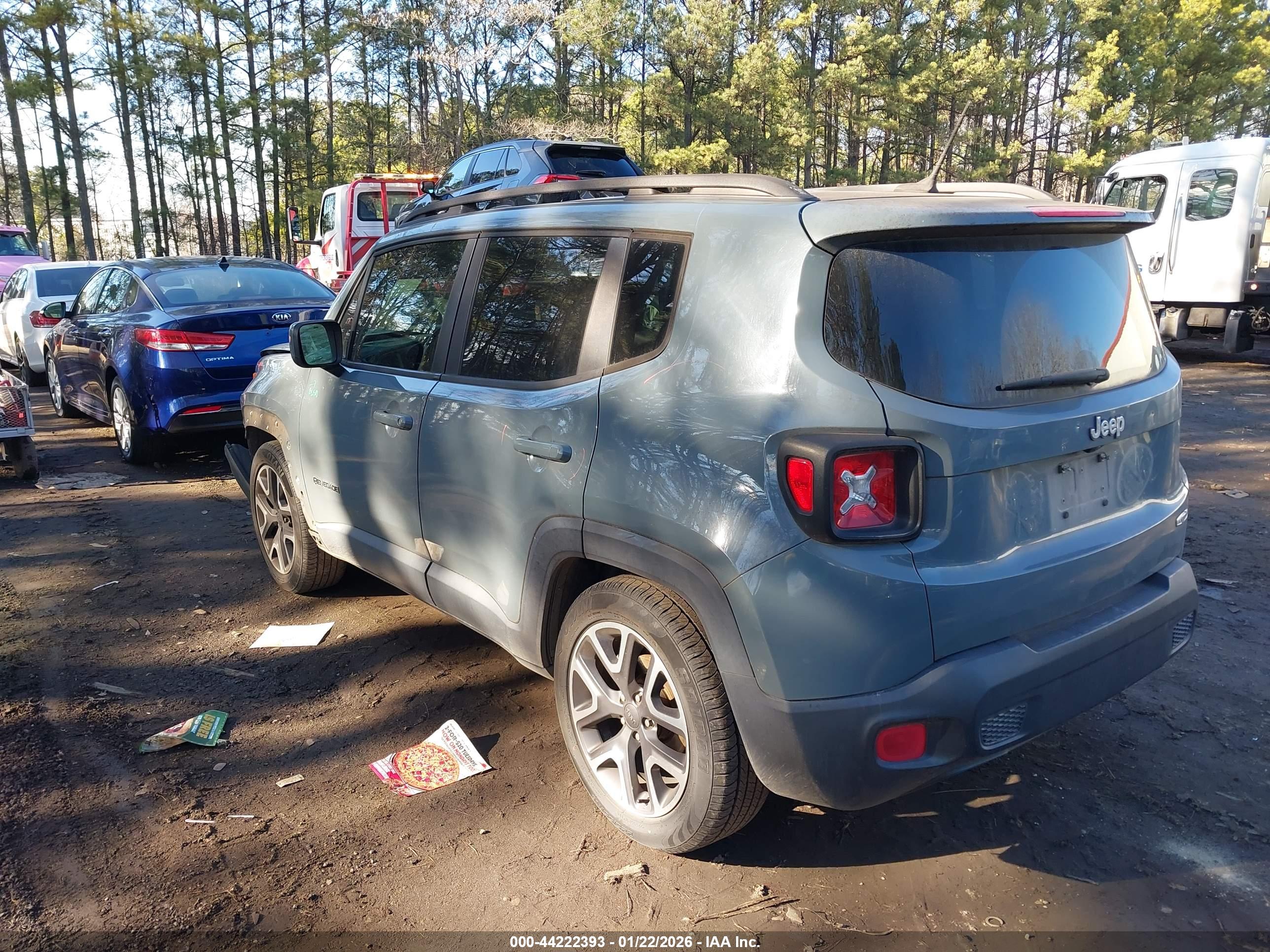 JEEP RENEGADE image 3