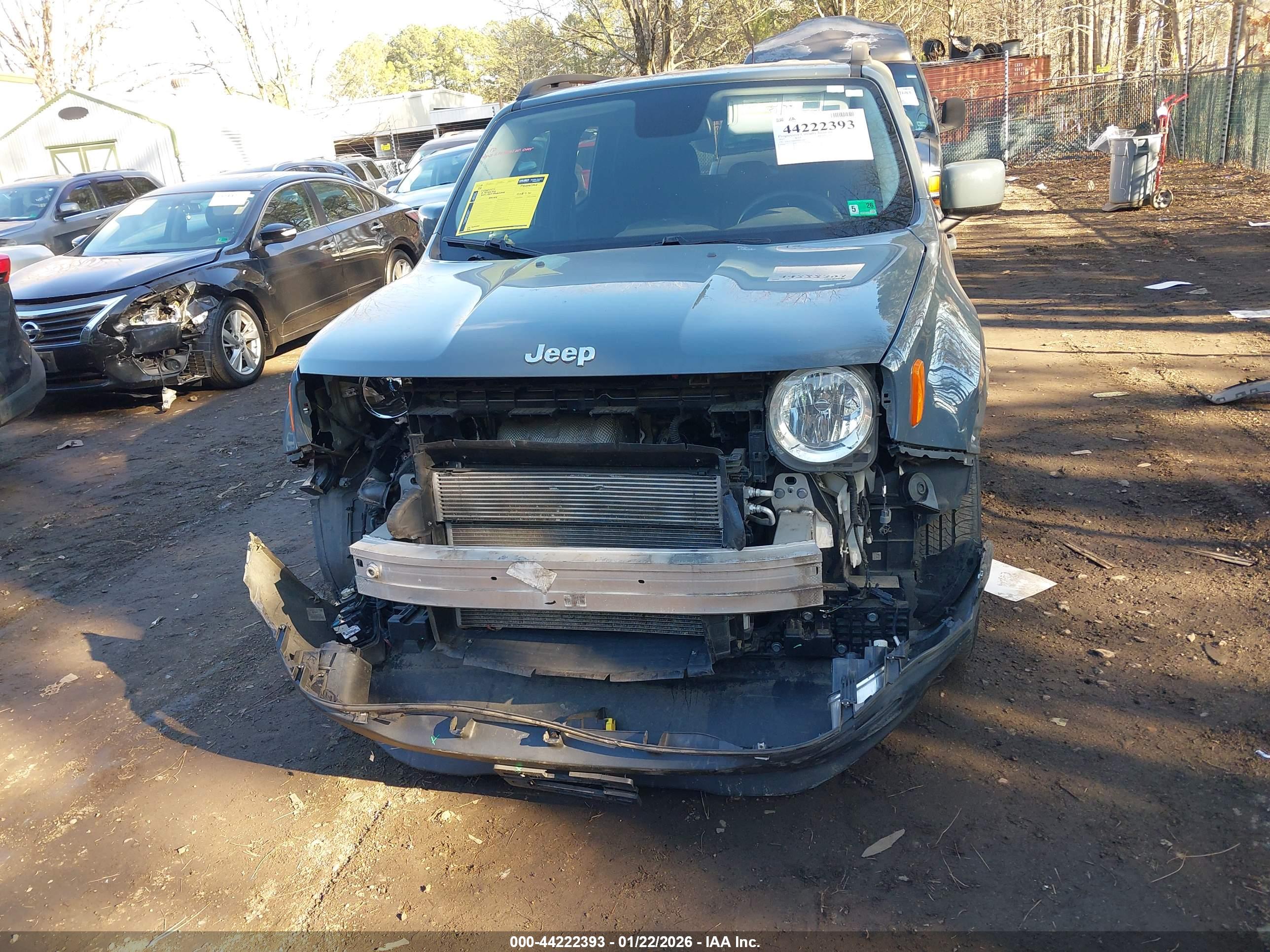 JEEP RENEGADE image 6