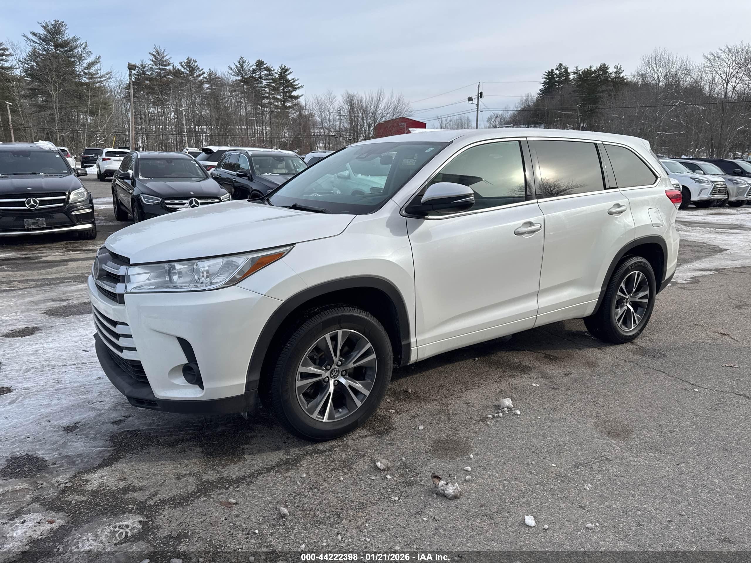 TOYOTA HIGHLANDER image 2