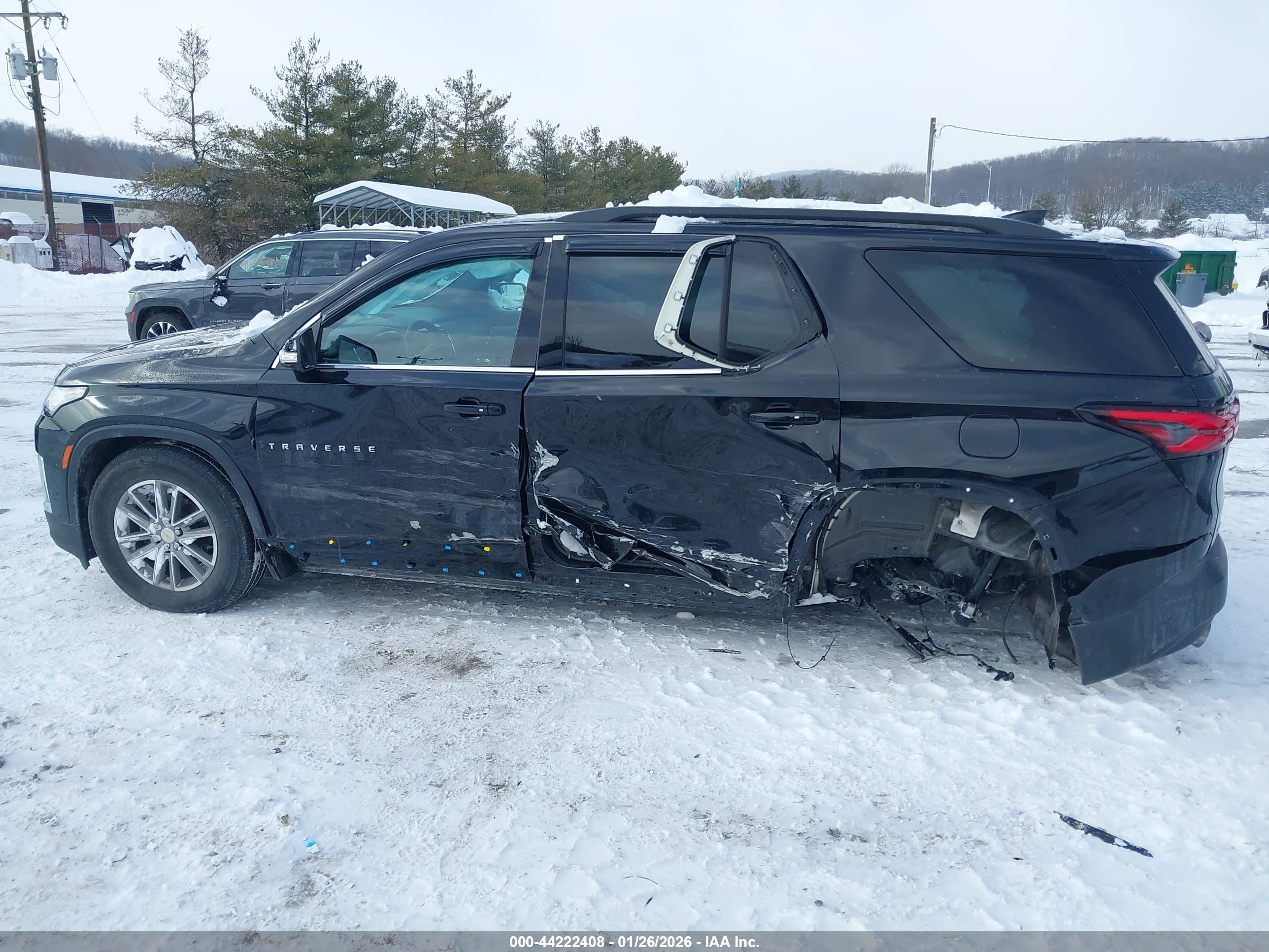 CHEVROLET TRAVERSE image 6