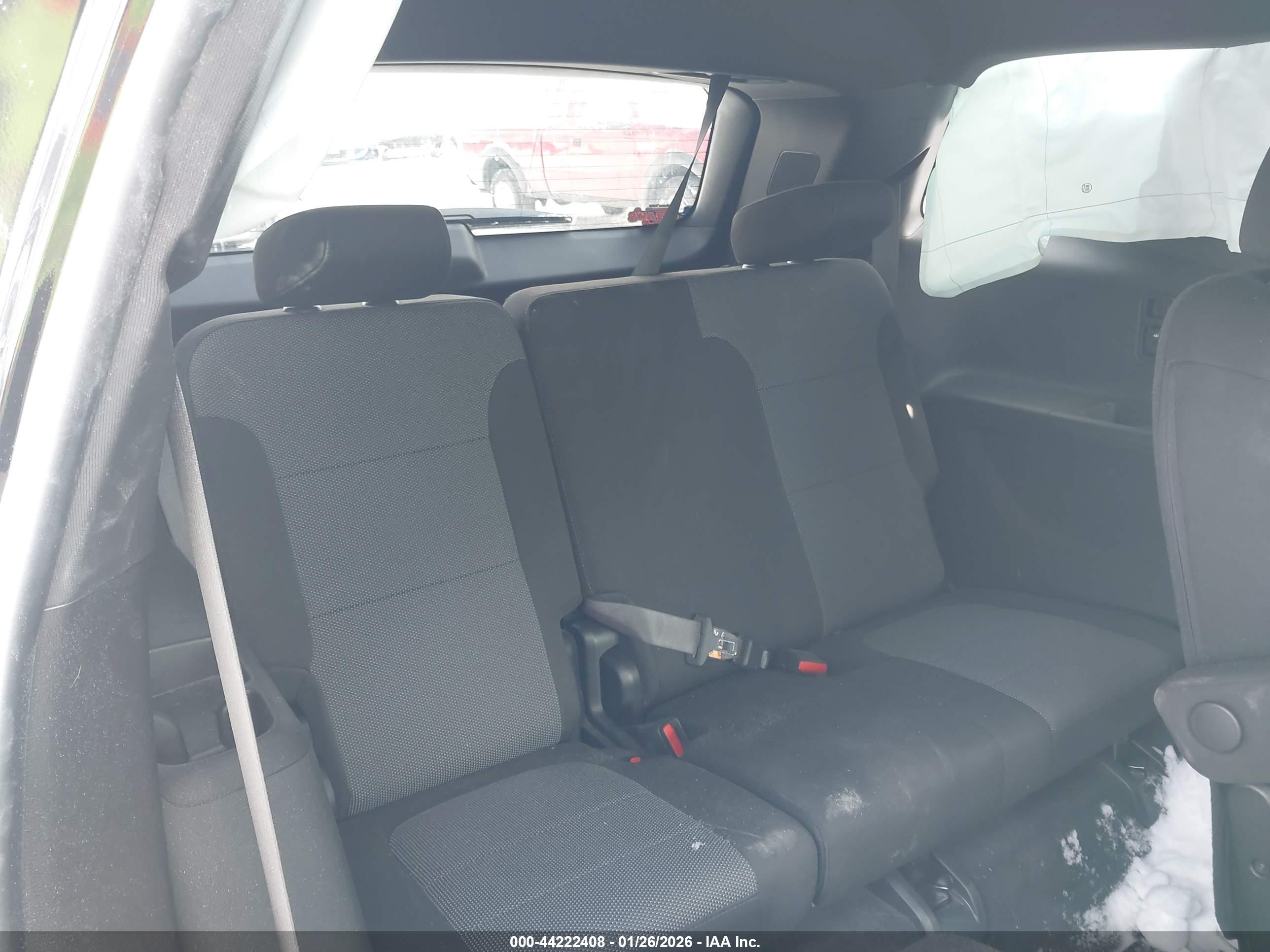 CHEVROLET TRAVERSE image 8