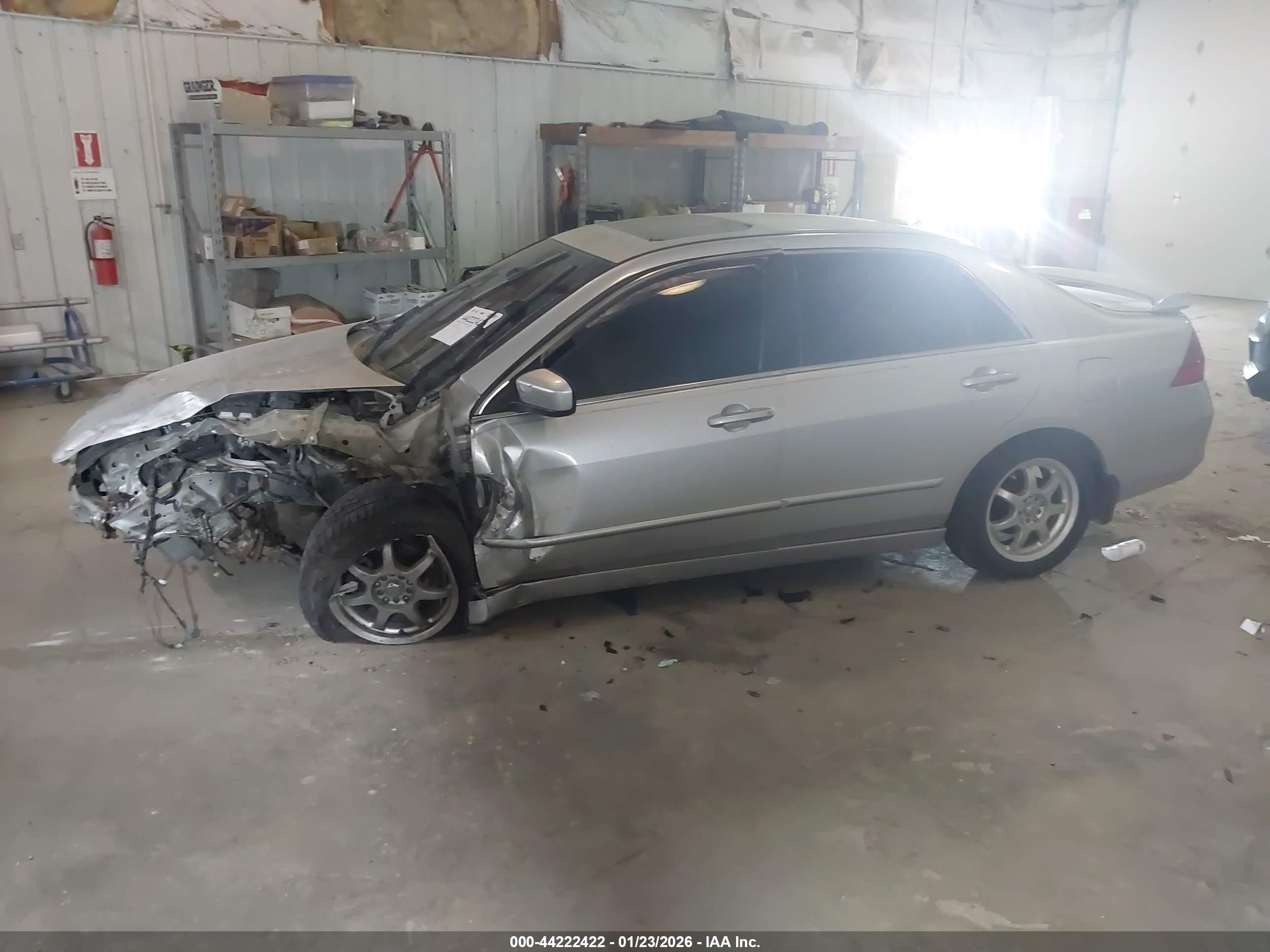 HONDA ACCORD image 2