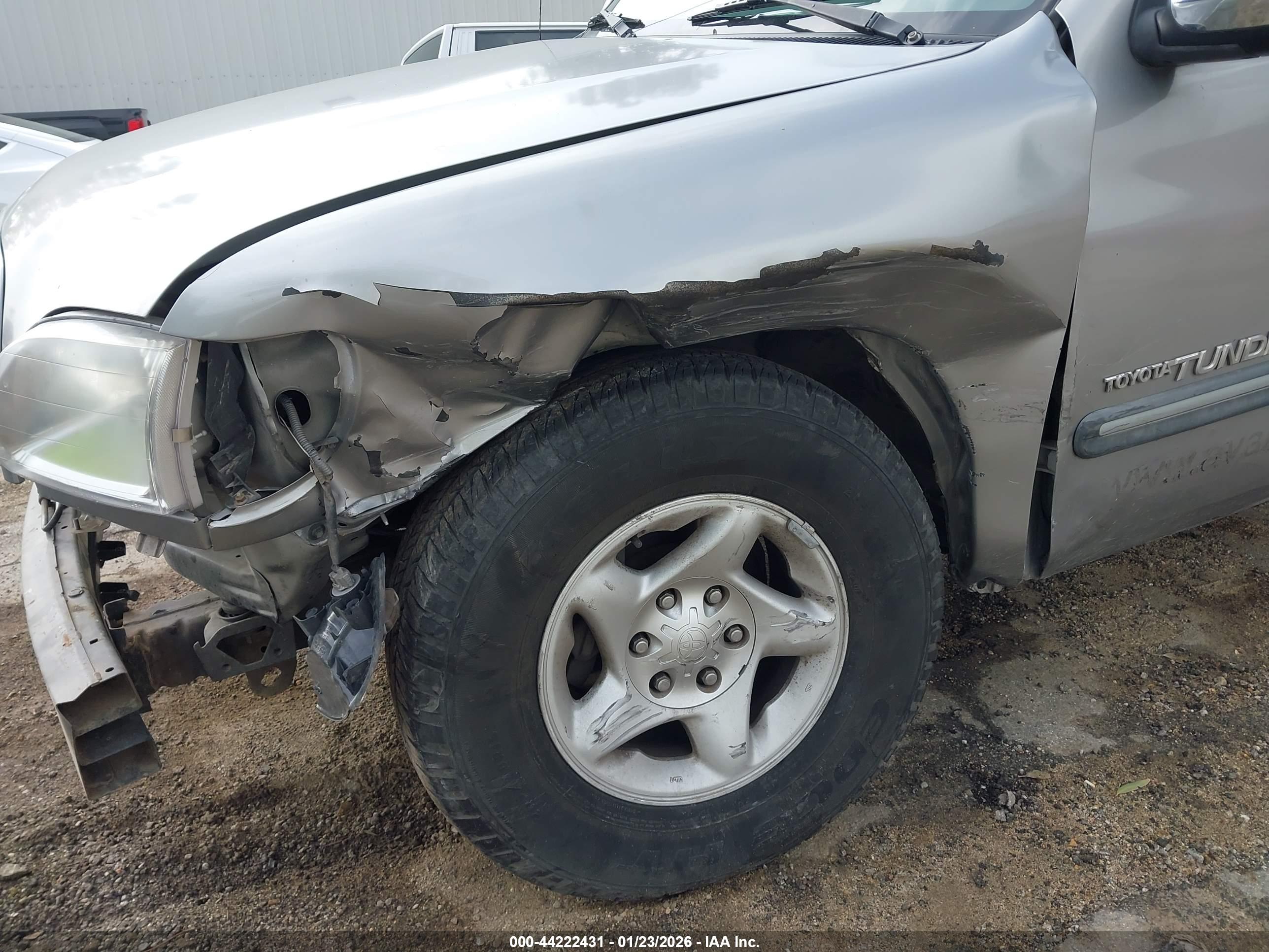 TOYOTA TUNDRA image 6