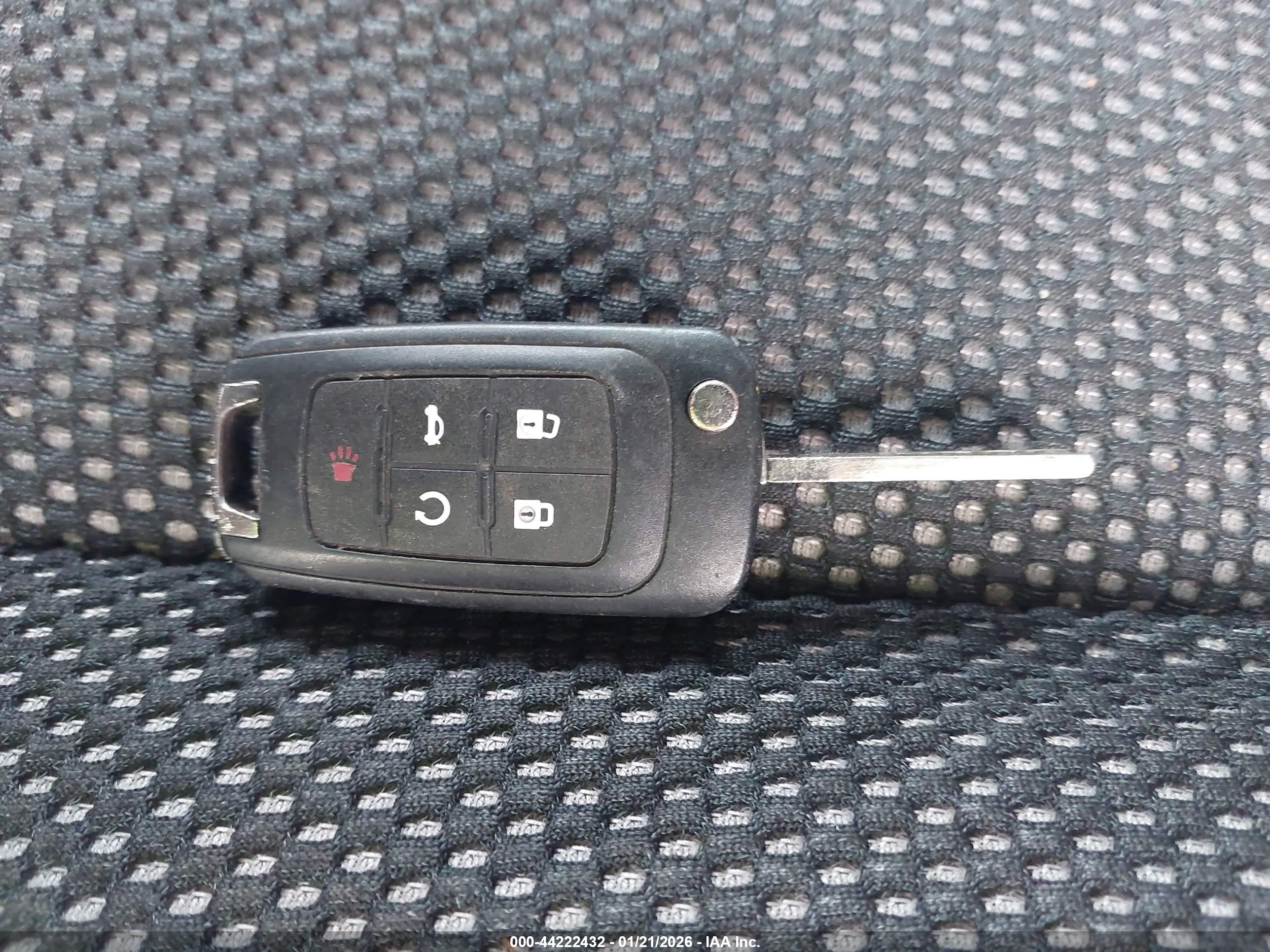 GMC TERRAIN image 11