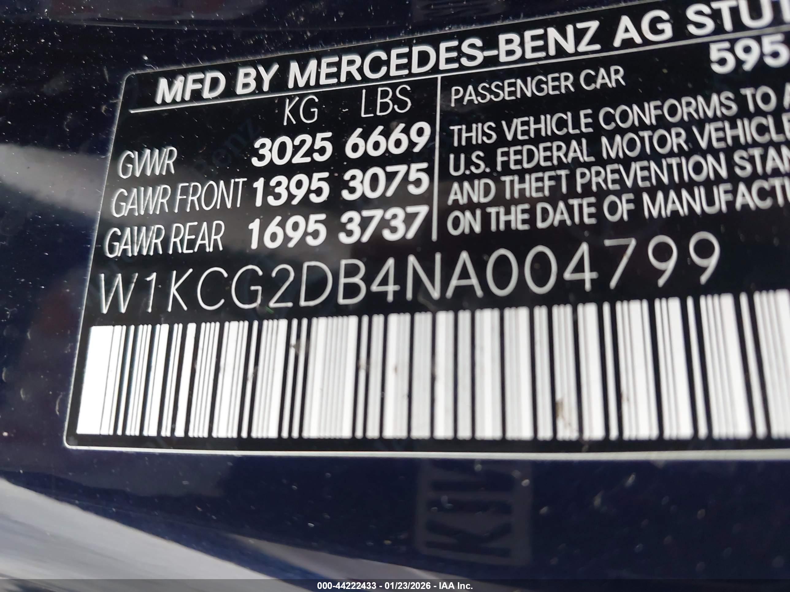 MERCEDES-BENZ EQS image 9