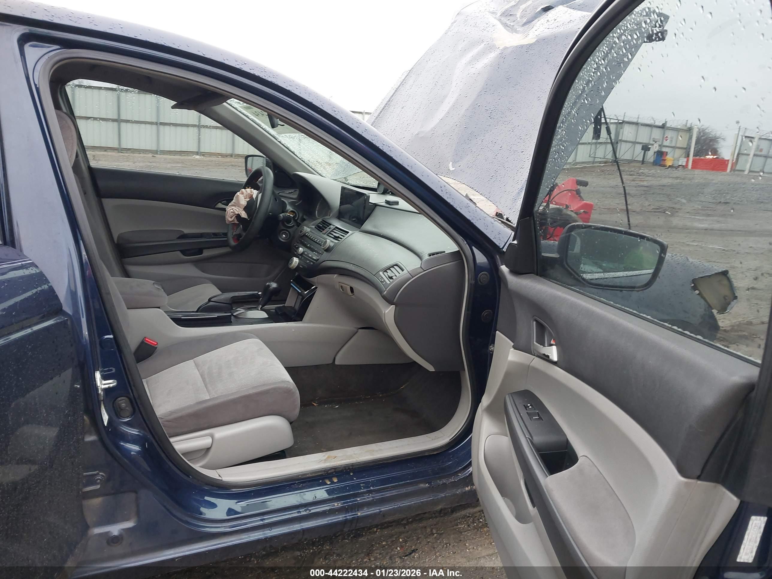 HONDA ACCORD image 5