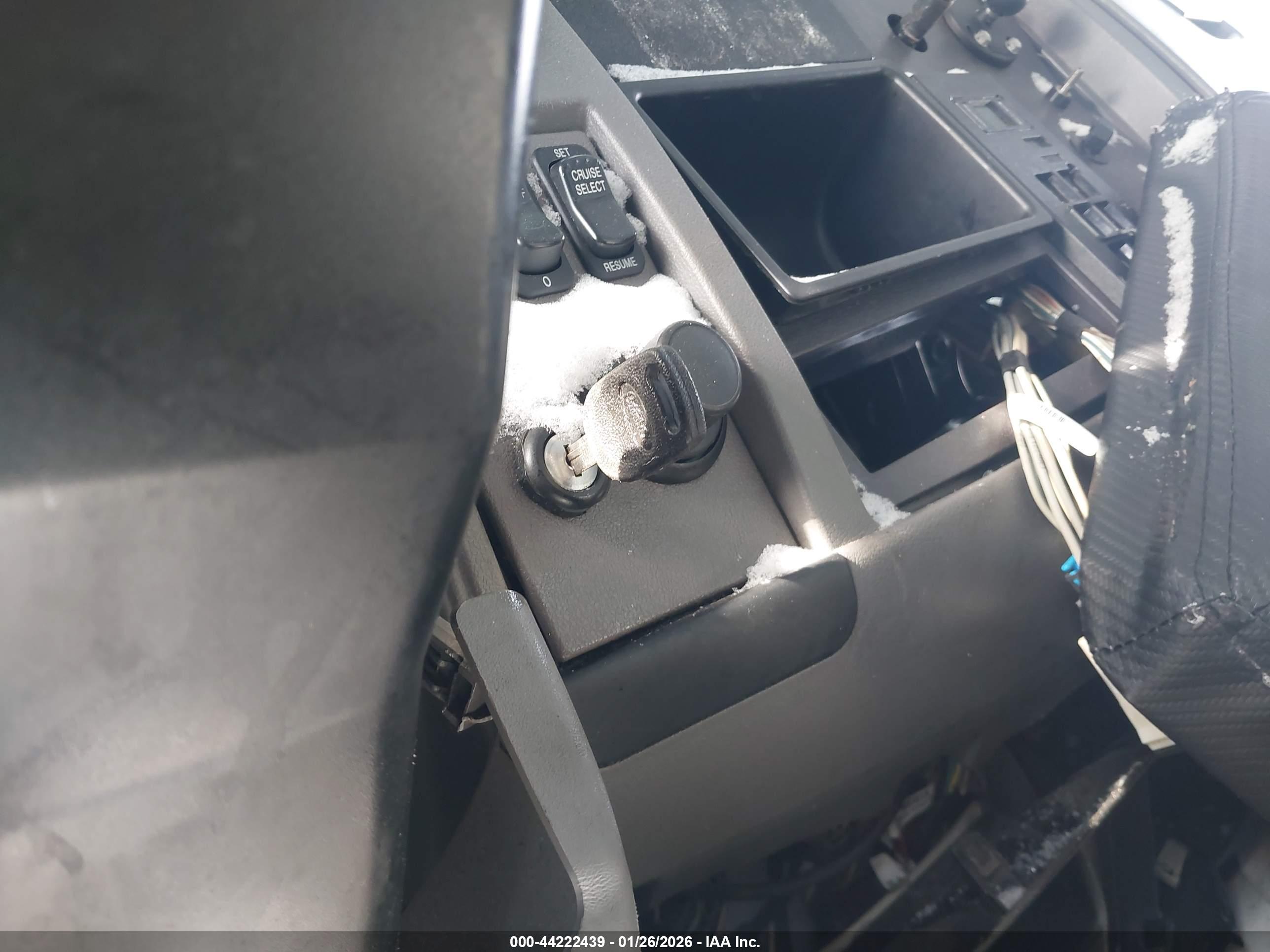 PETERBILT 337 image 11
