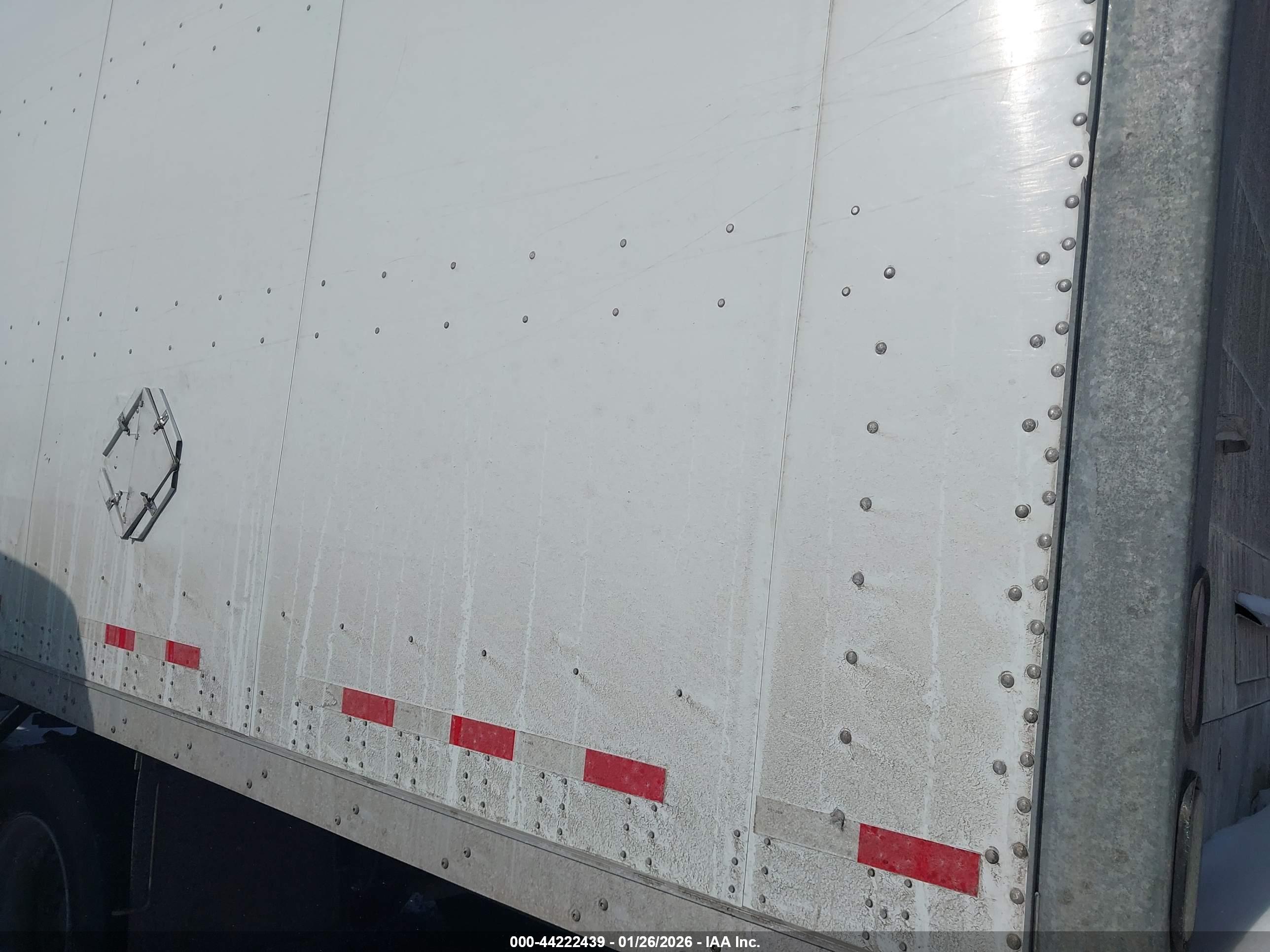 PETERBILT 337 image 3