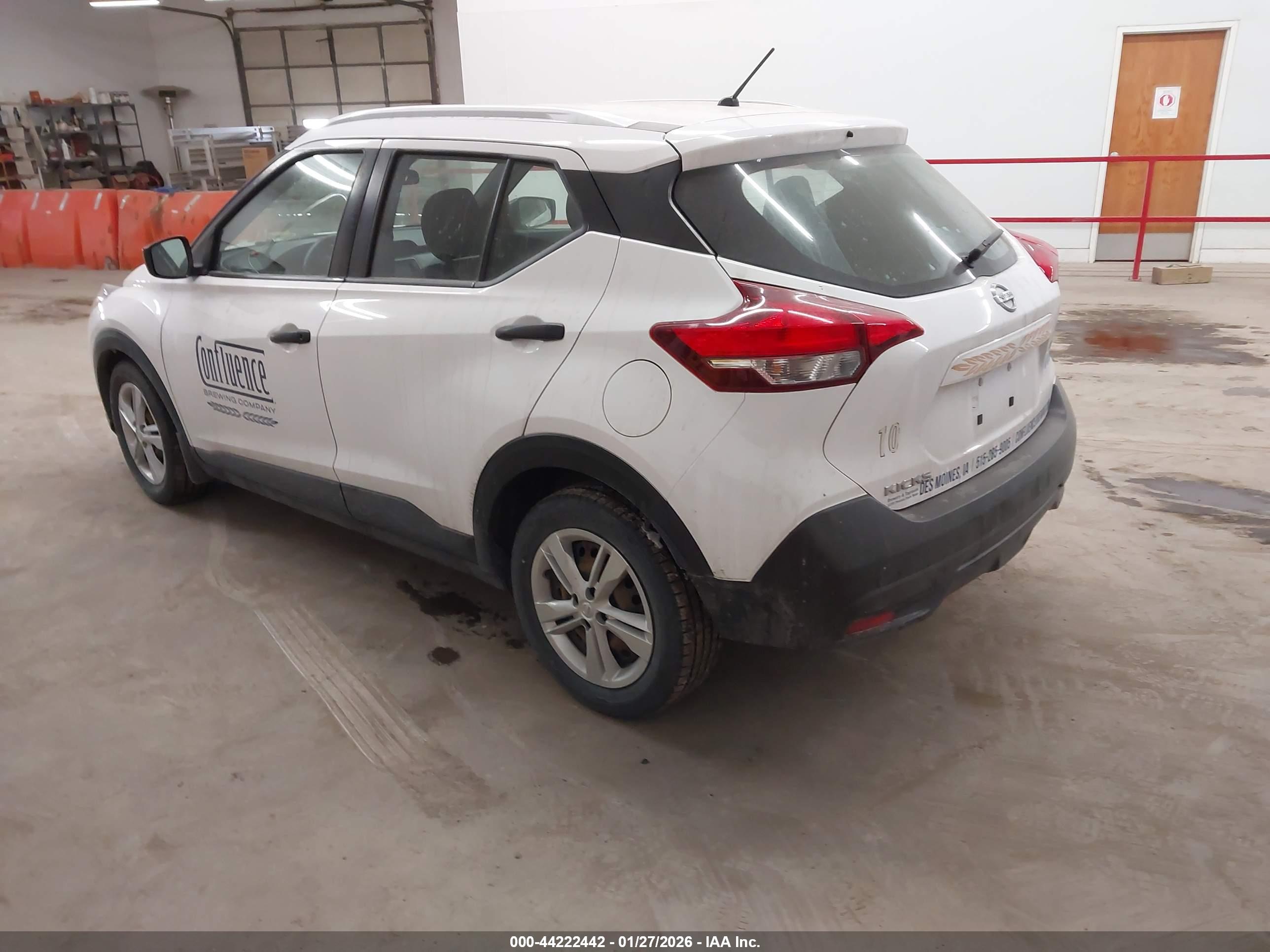 NISSAN KICKS image 3