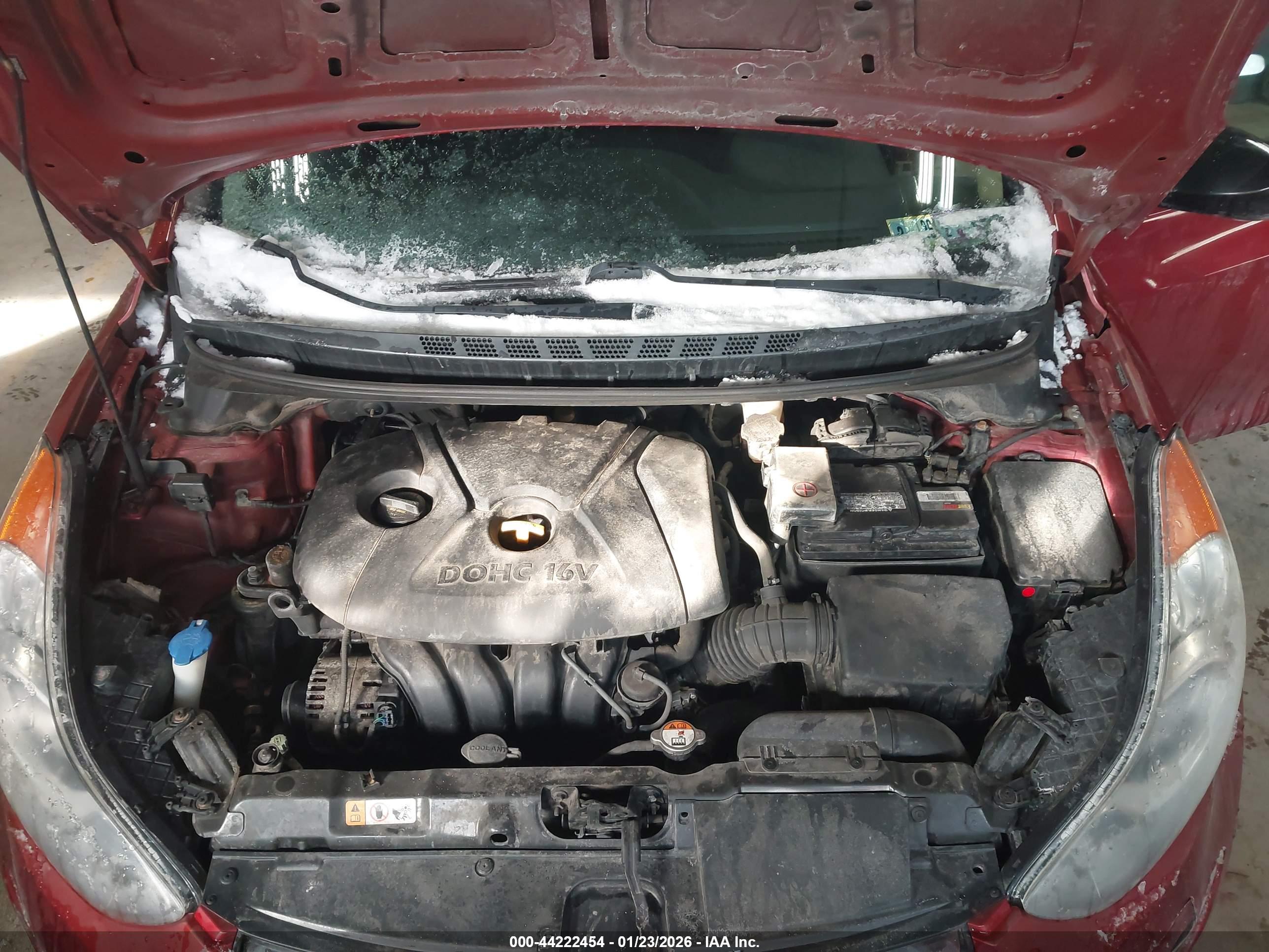 HYUNDAI ELANTRA image 10