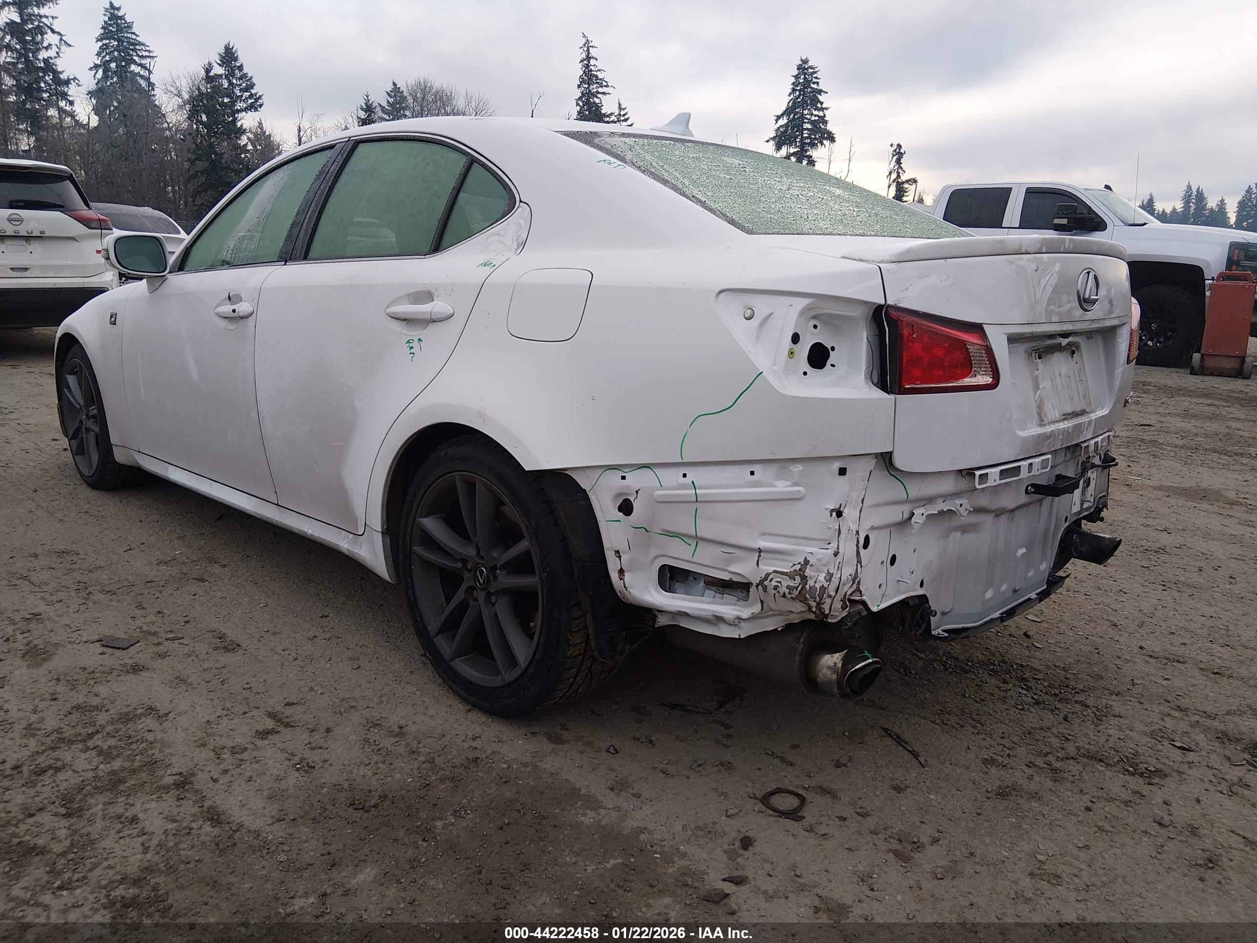 LEXUS IS image 3