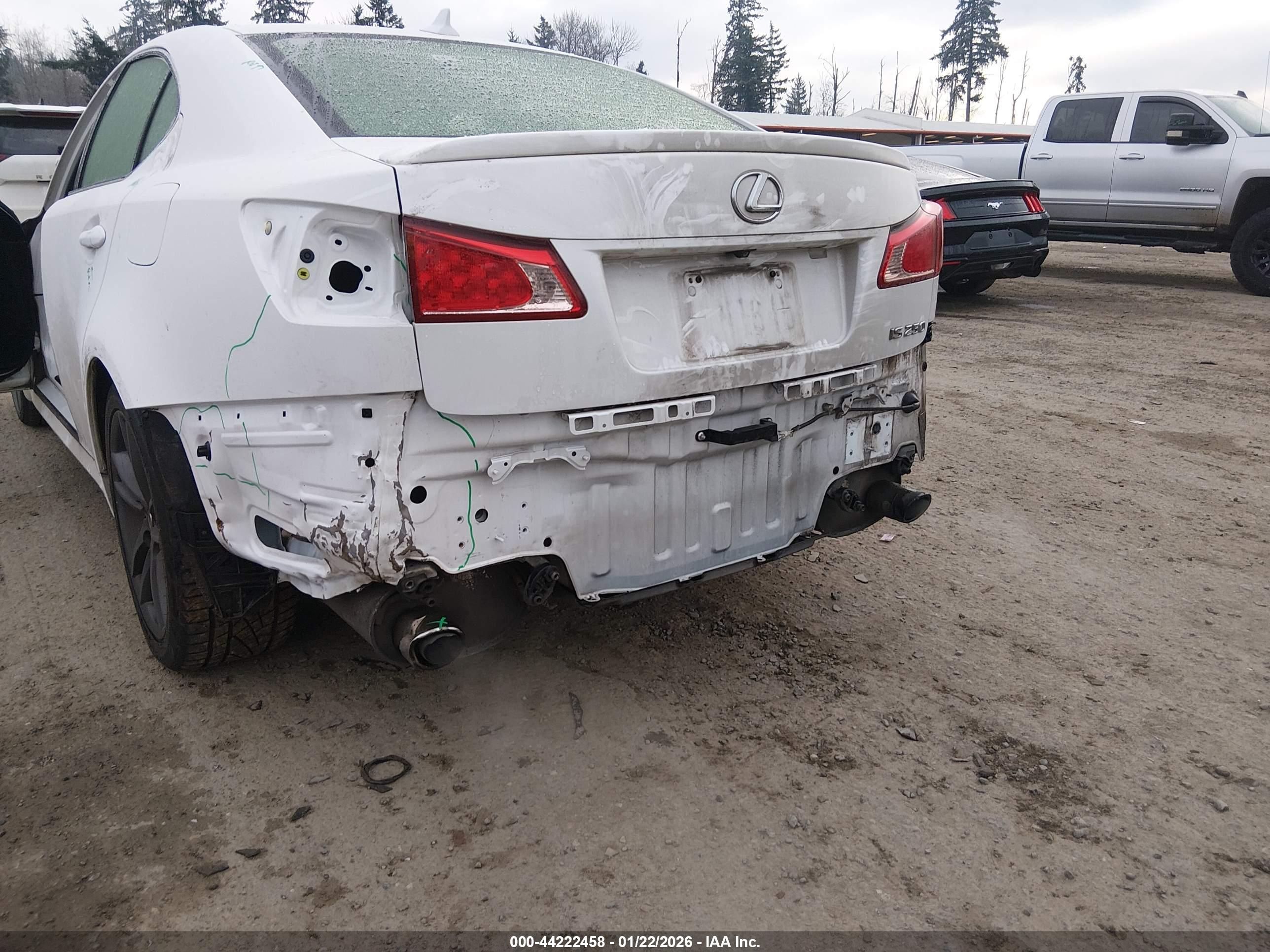 LEXUS IS image 6