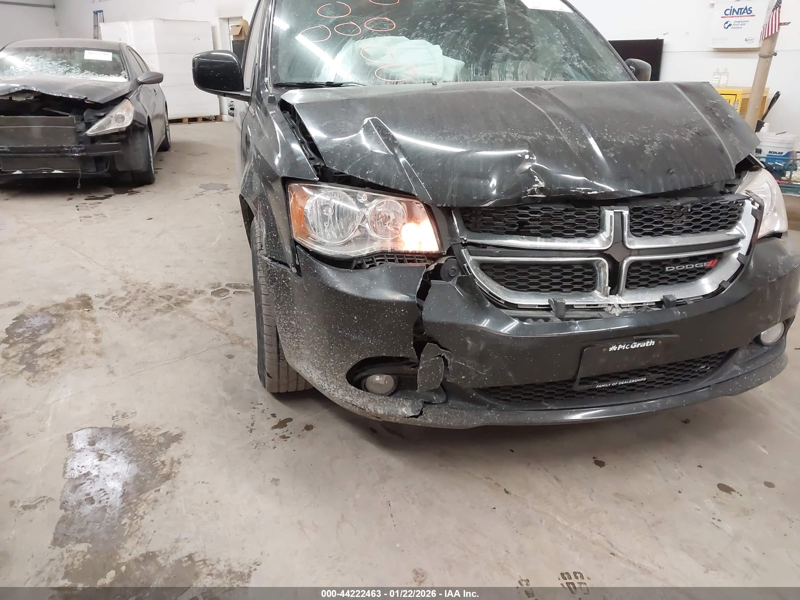 DODGE GRAND image 6