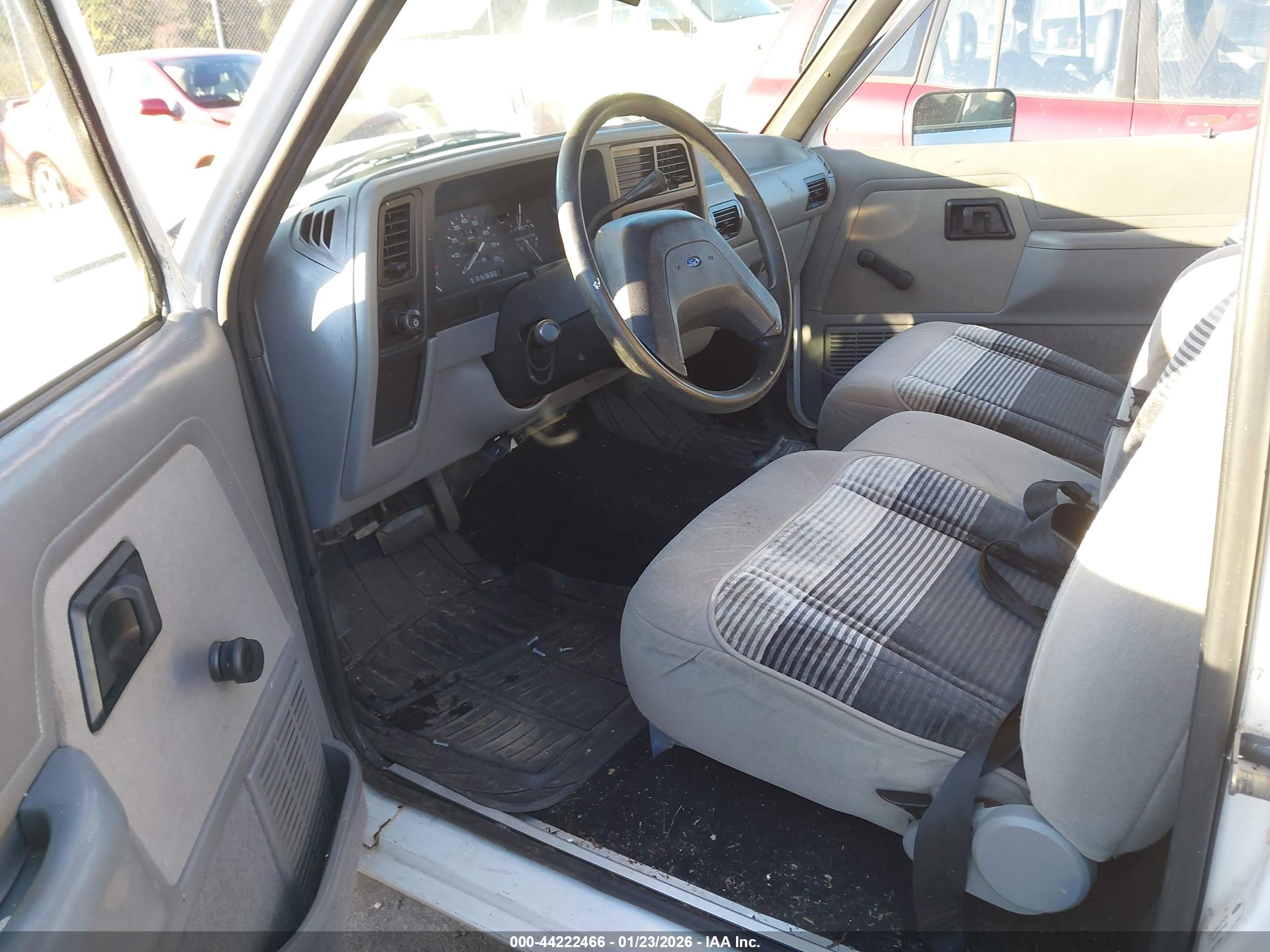 FORD RANGER image 5