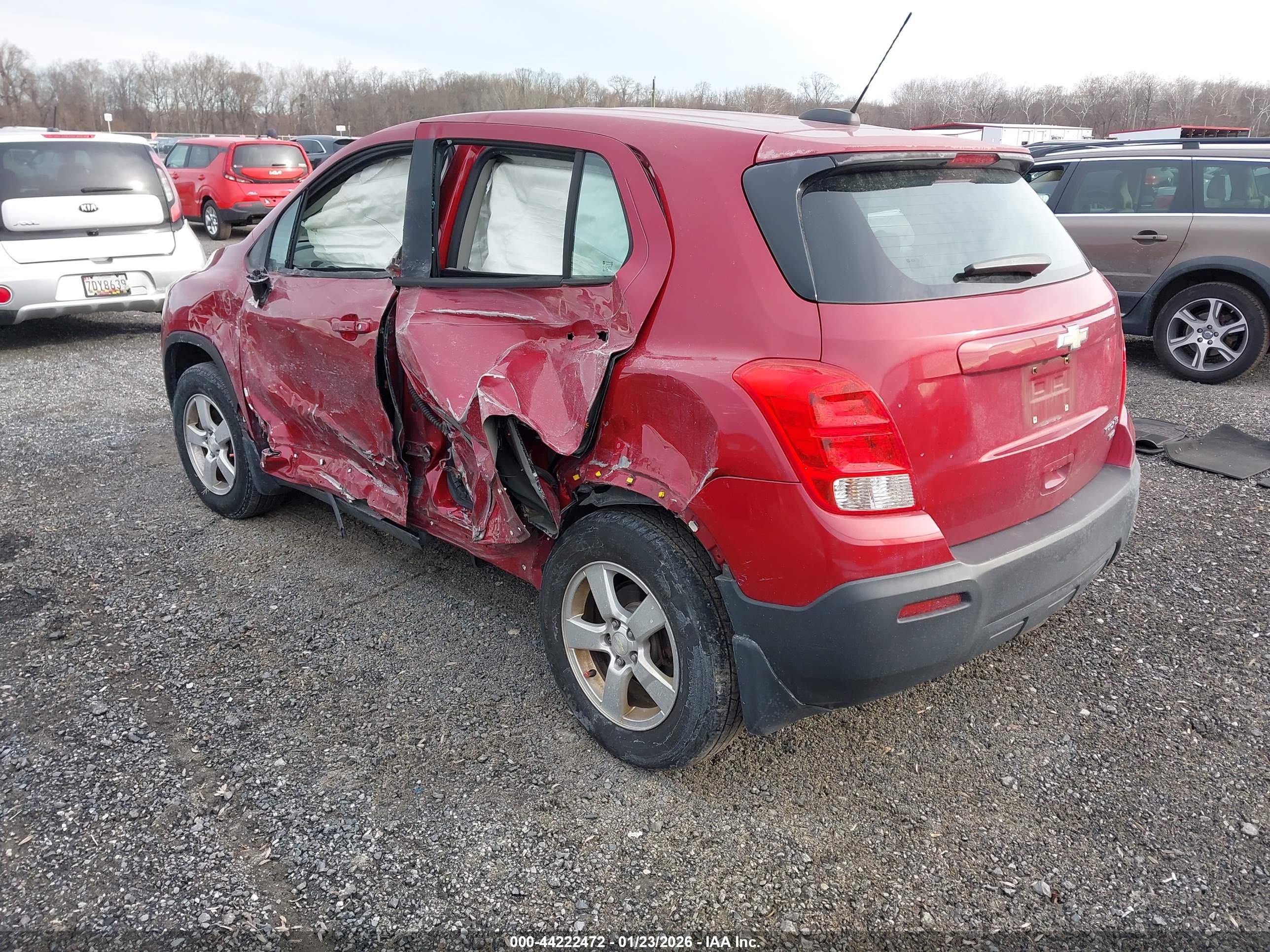 CHEVROLET TRAX image 3
