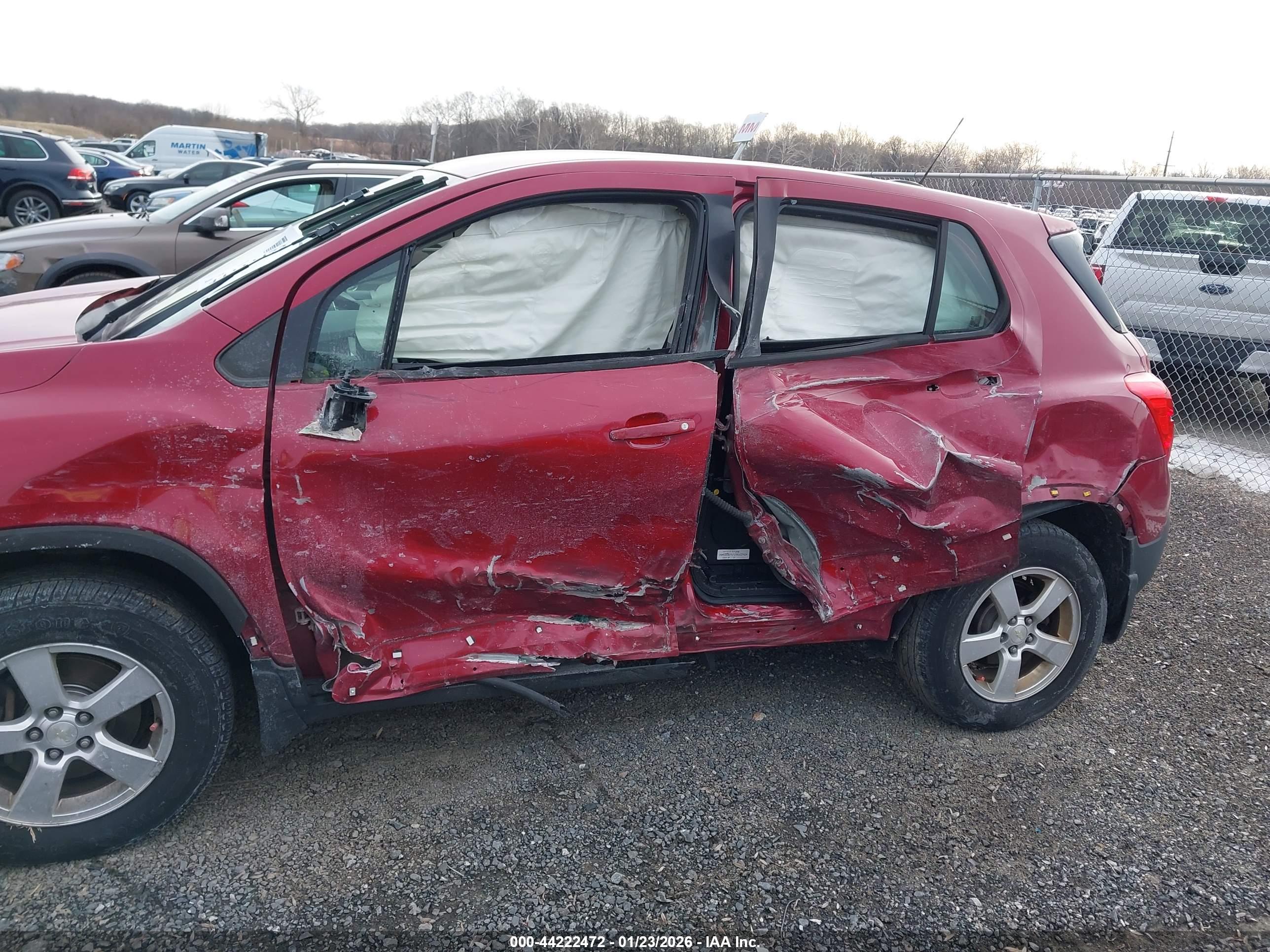 CHEVROLET TRAX image 6