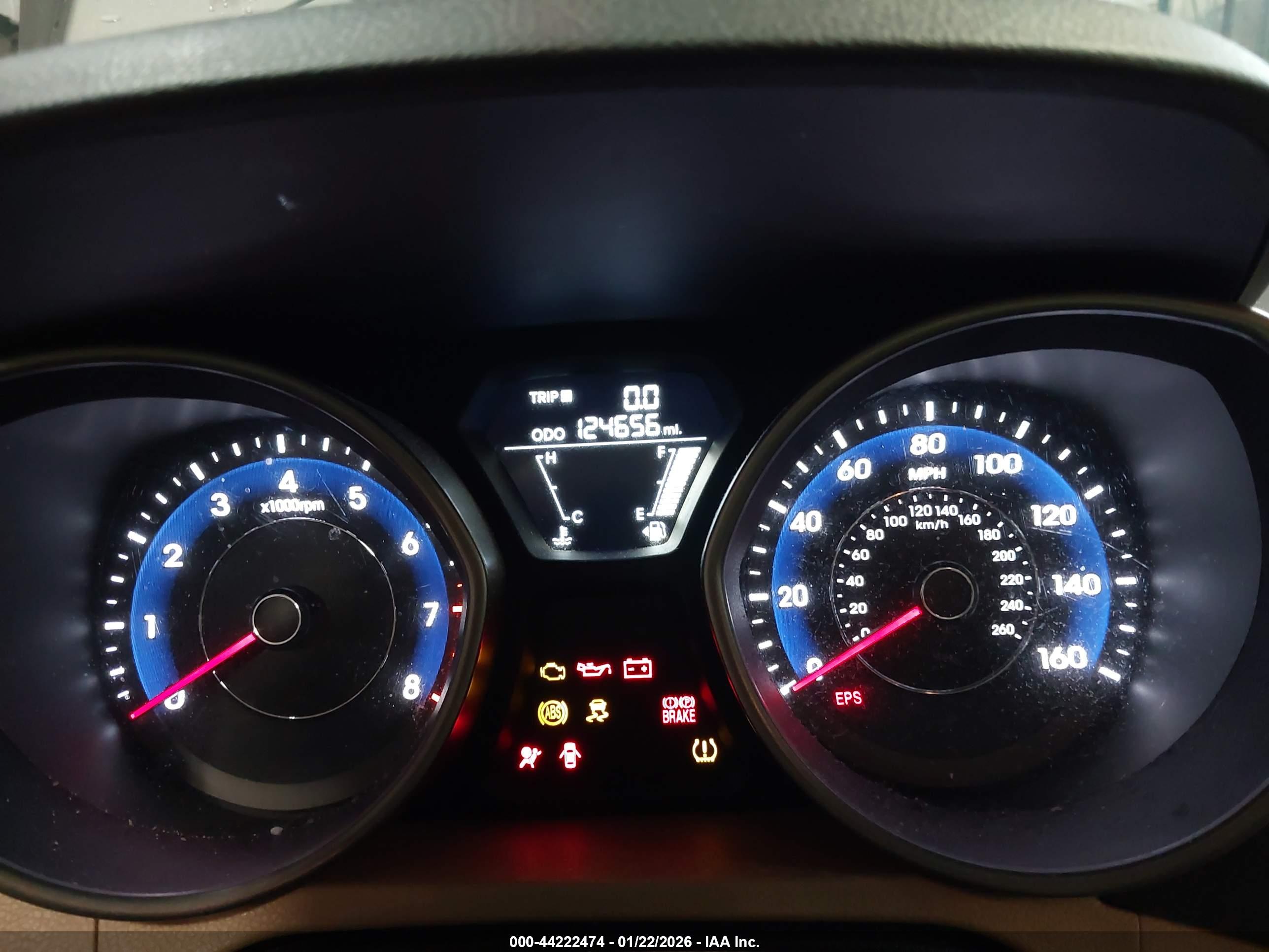 HYUNDAI ELANTRA image 7