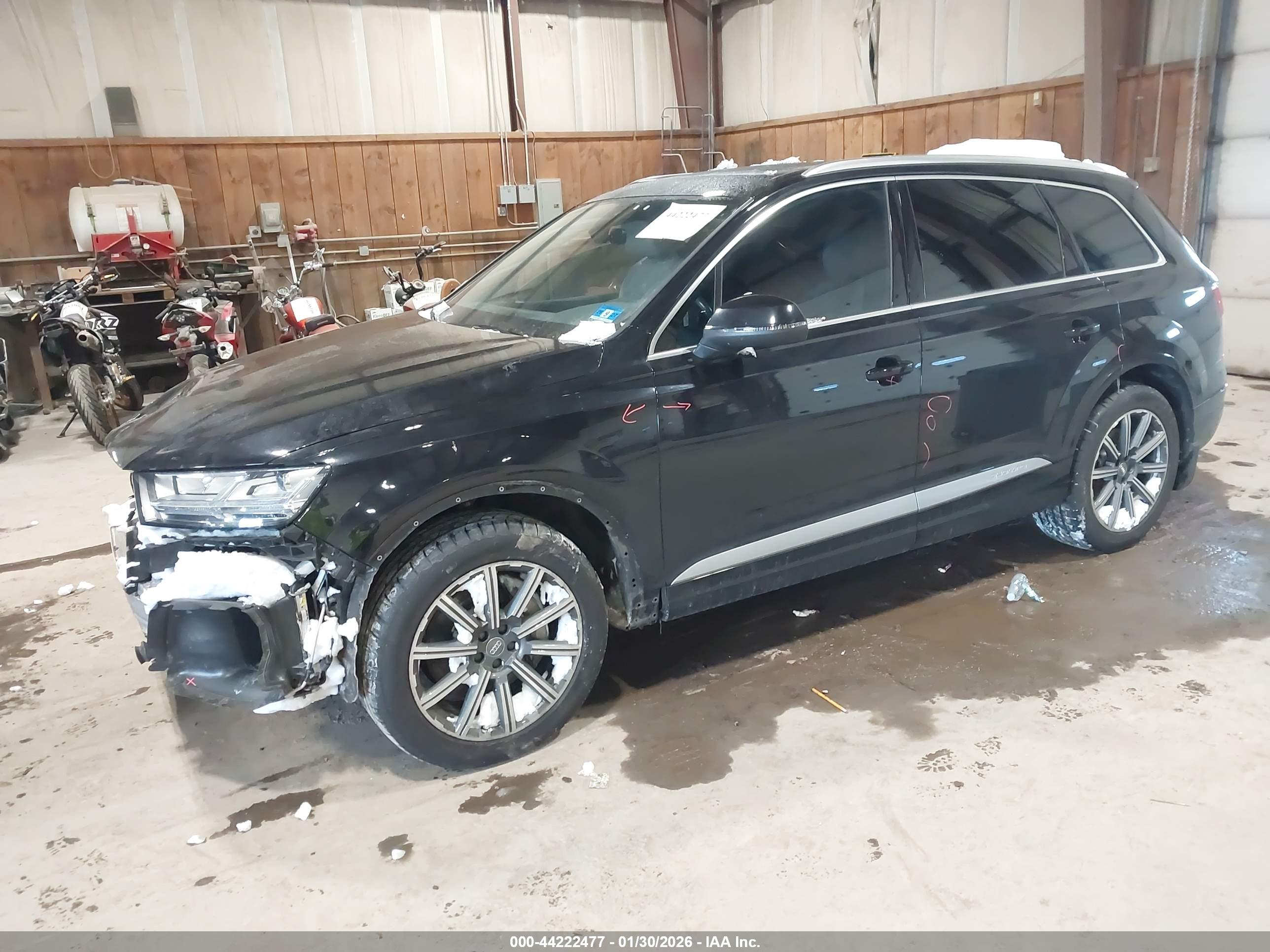AUDI Q7 image 2
