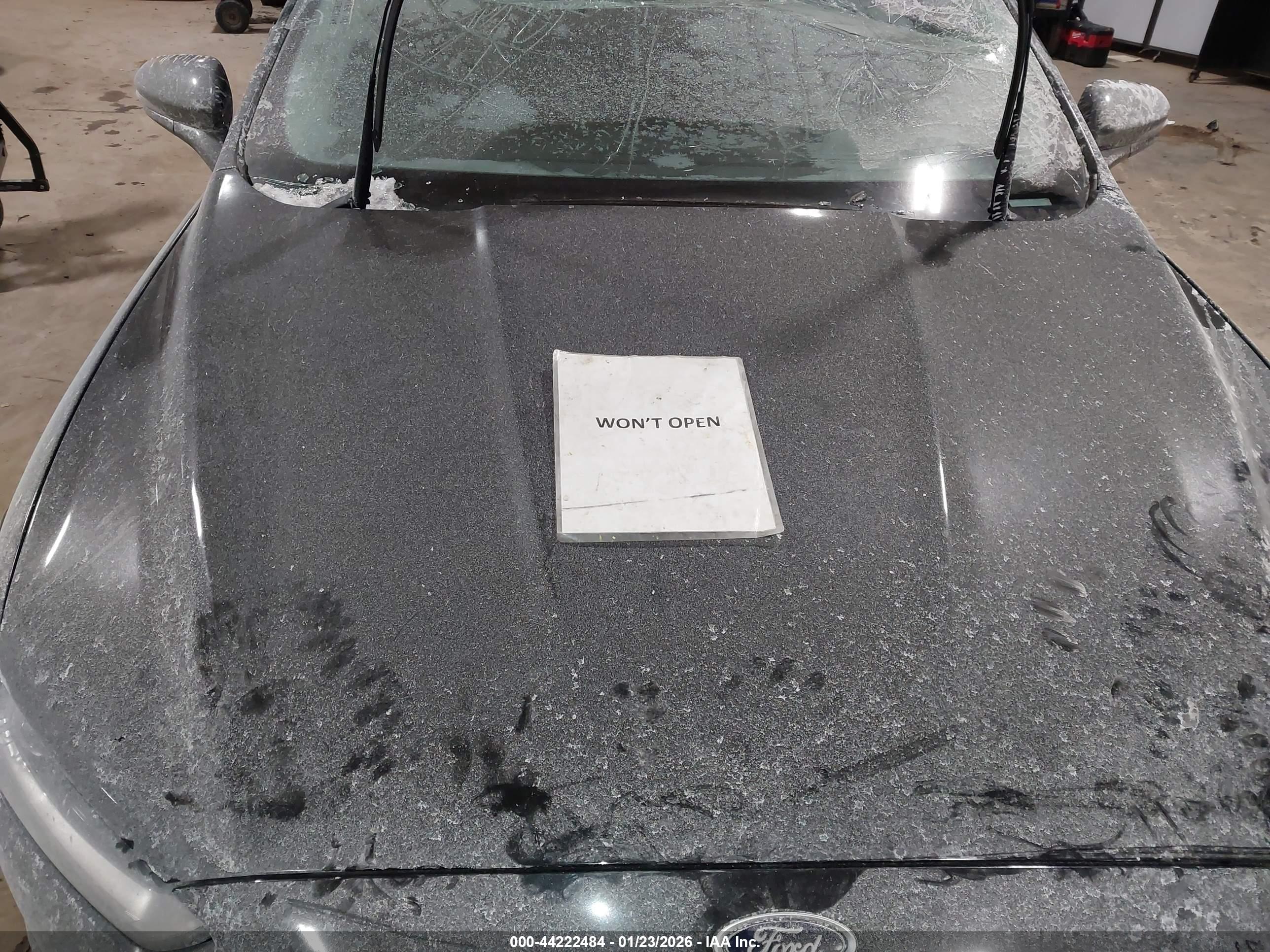 FORD FUSION image 10