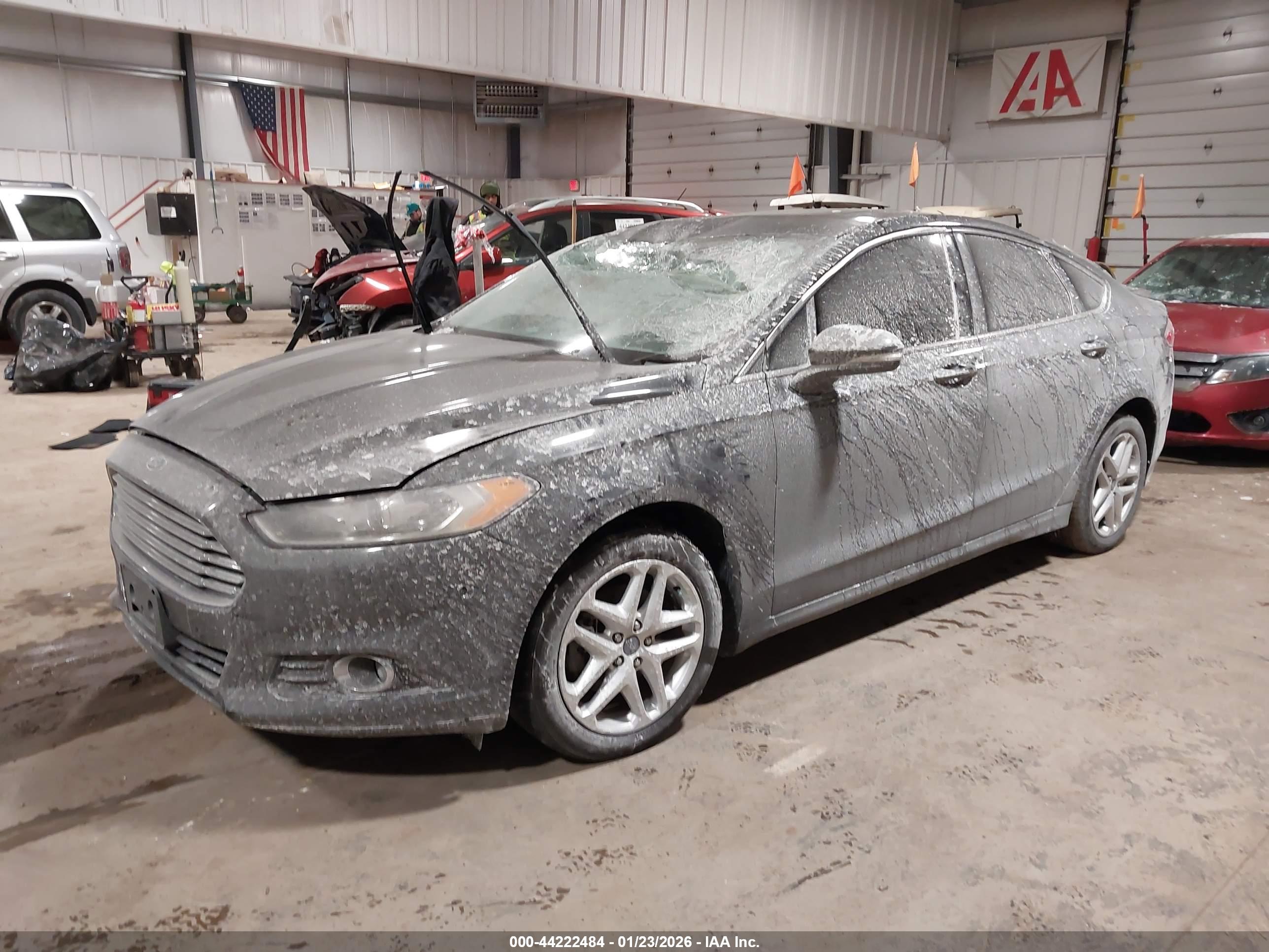 FORD FUSION image 2
