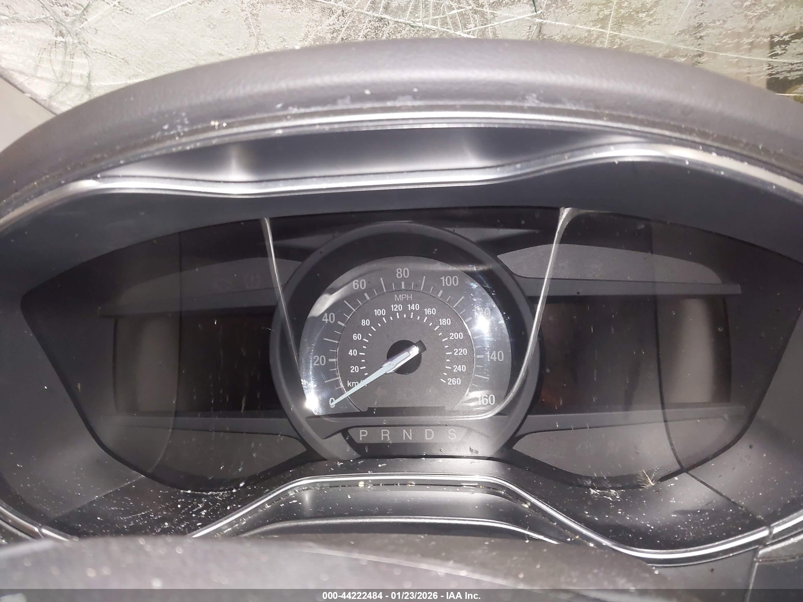 FORD FUSION image 7